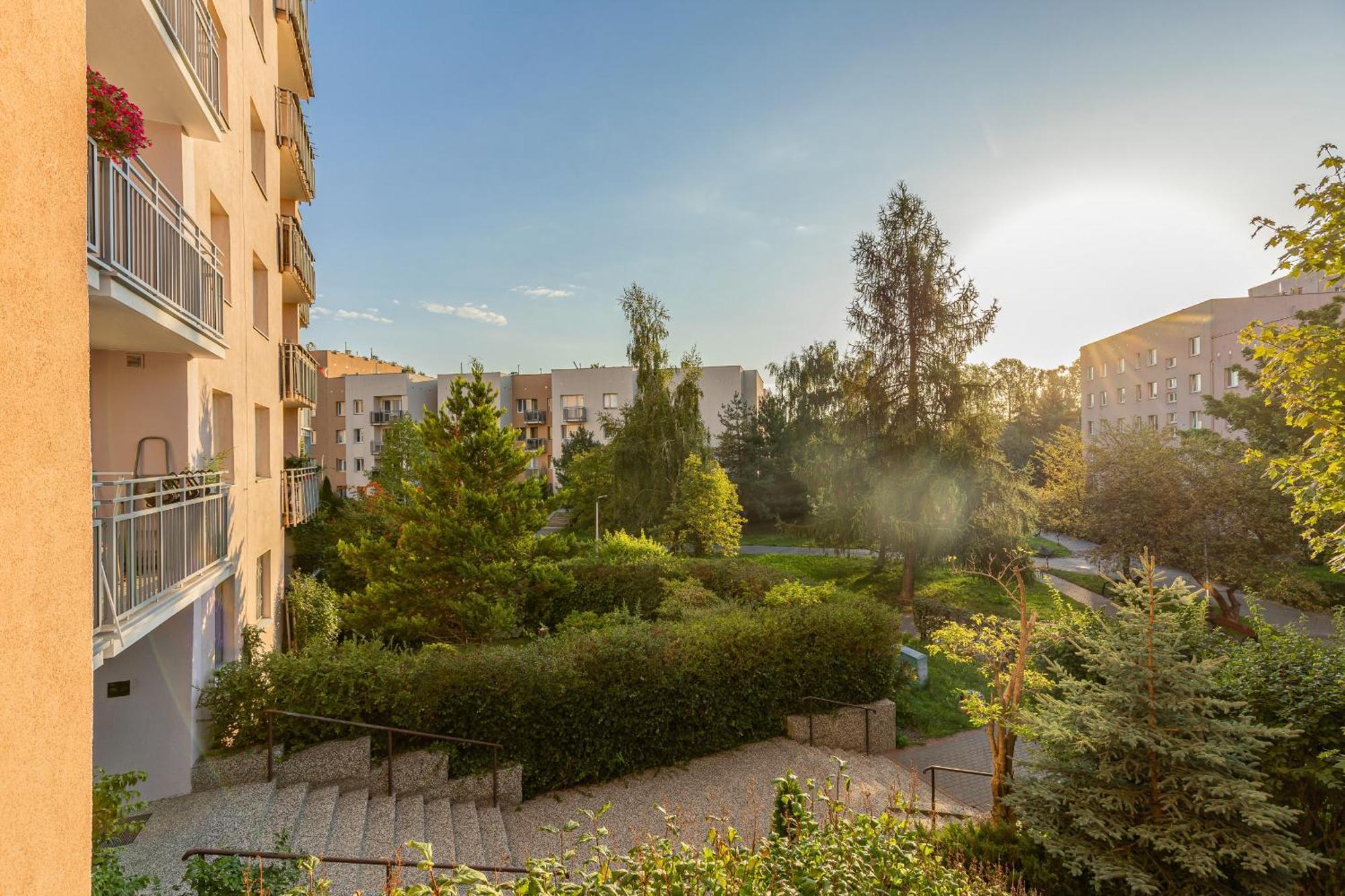 Kopcinskiego Bright & Spacious Ursynow By Renters Warsaw