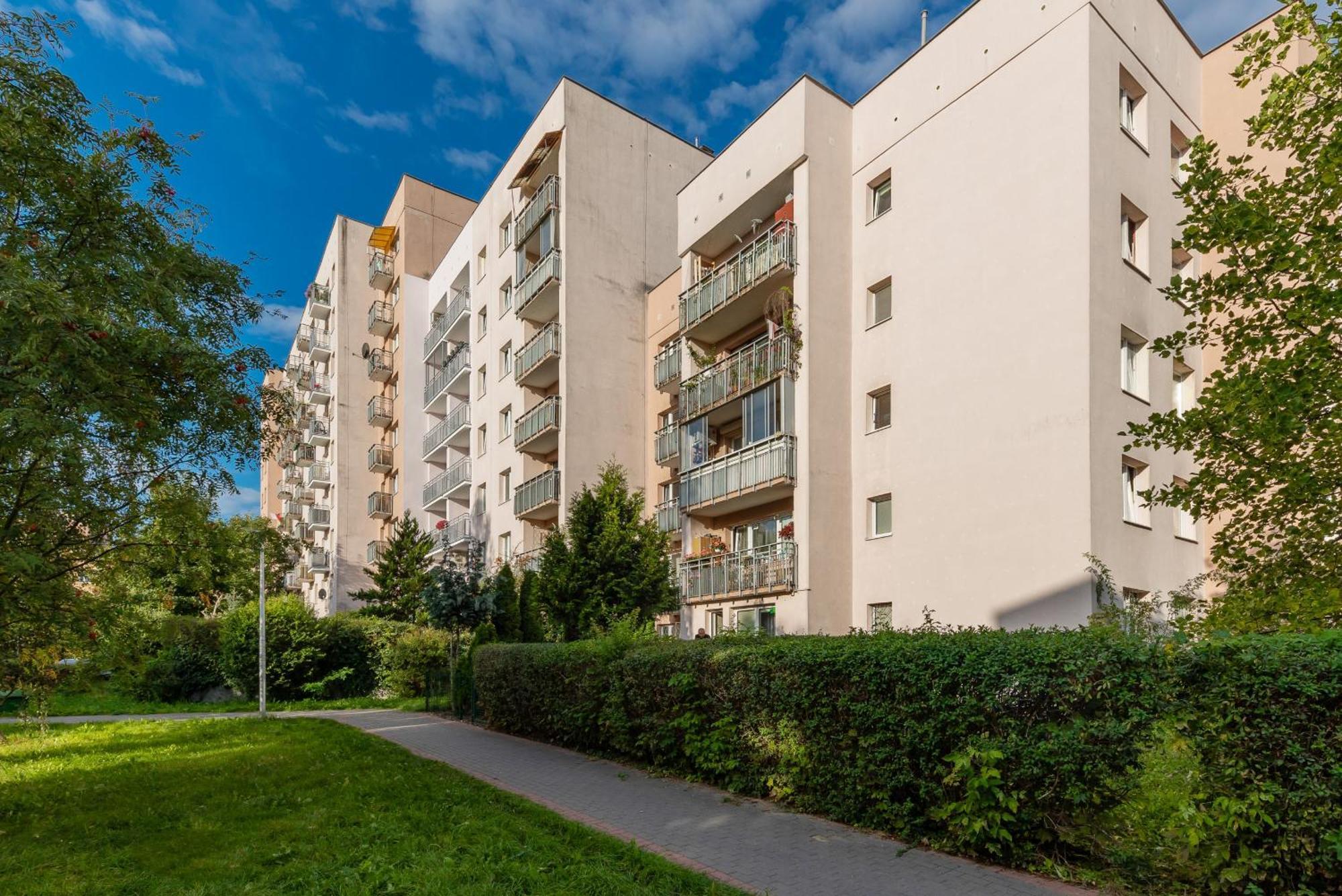 Kopcinskiego Bright & Spacious Ursynow By Renters Apartment *
