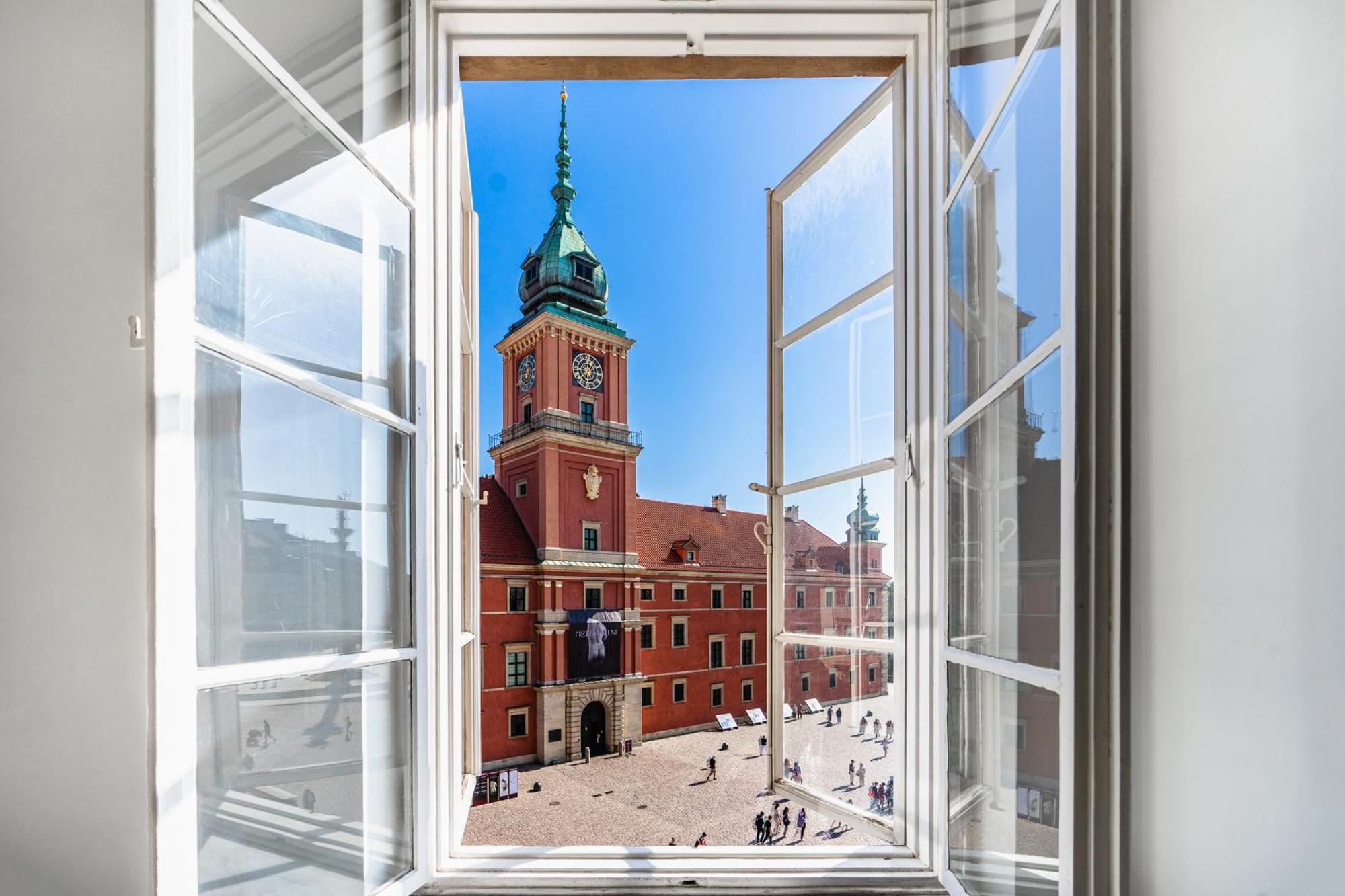 Apartment Castle - Prime Location, Historic Center, Castle View, Fast Internet - By Rentujemy *