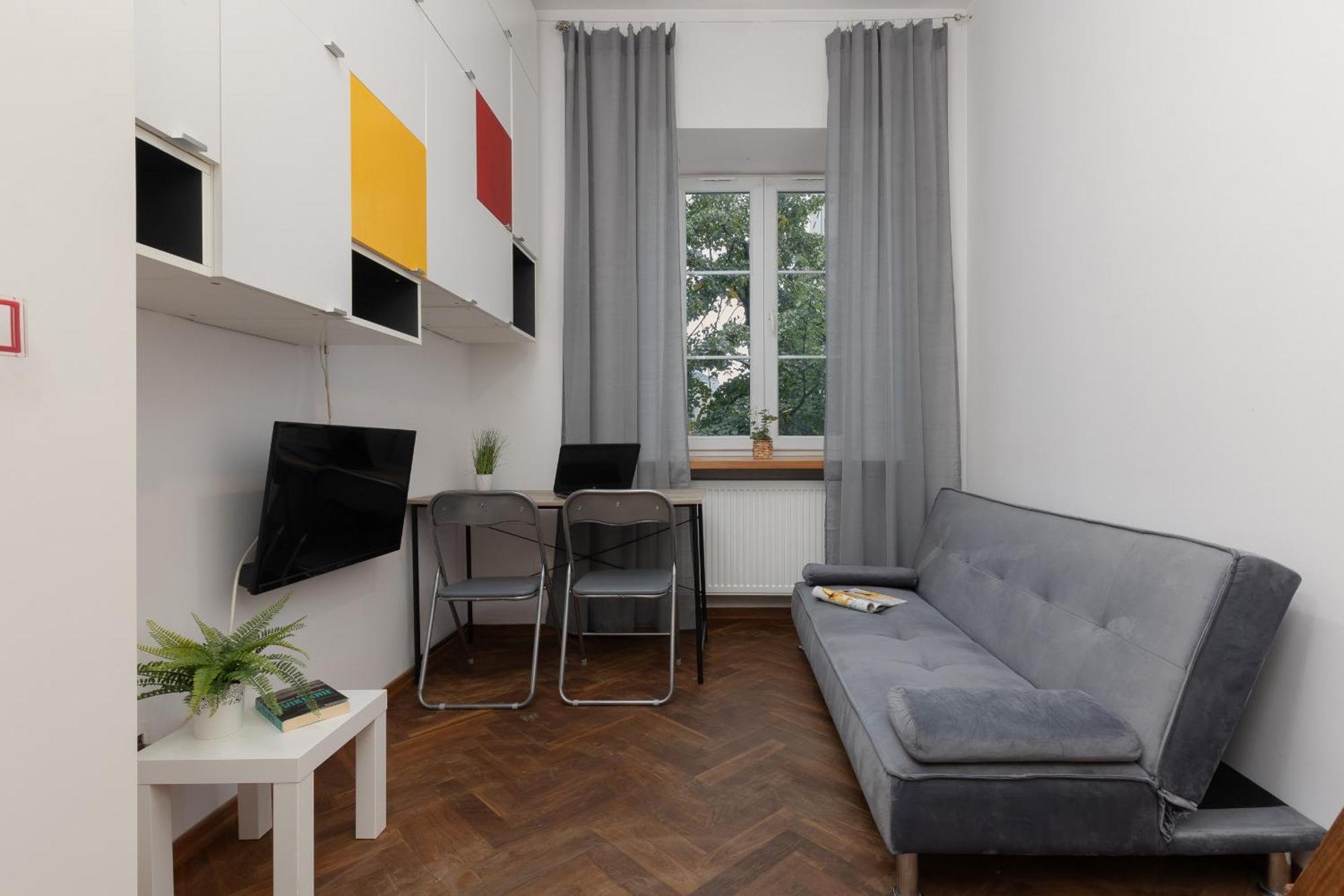 Cozy For 3 Guests Near Centrum Praskie Koneser By Renters Apartment Warsaw