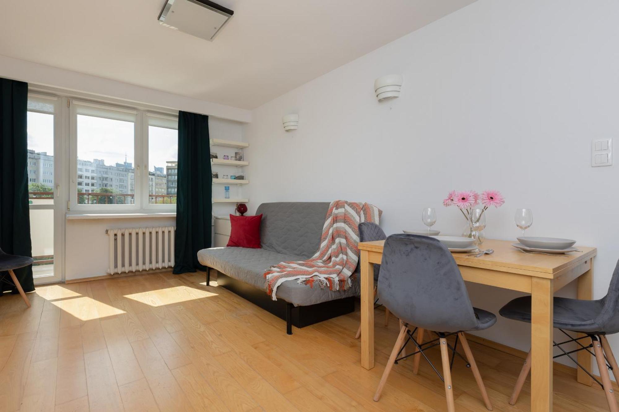 Sunny Centre By Renters Warszawa