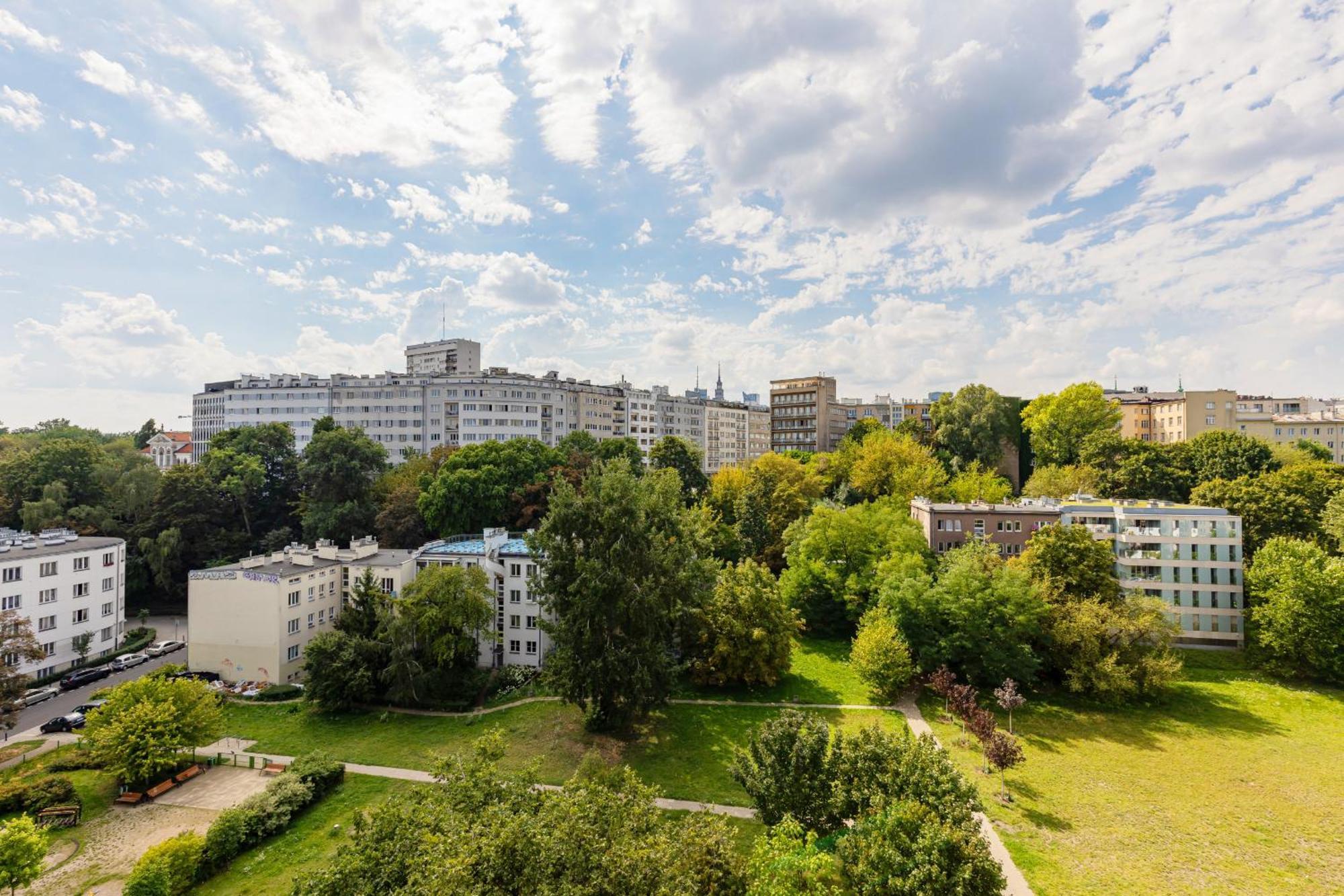 Sunny Centre By Renters *