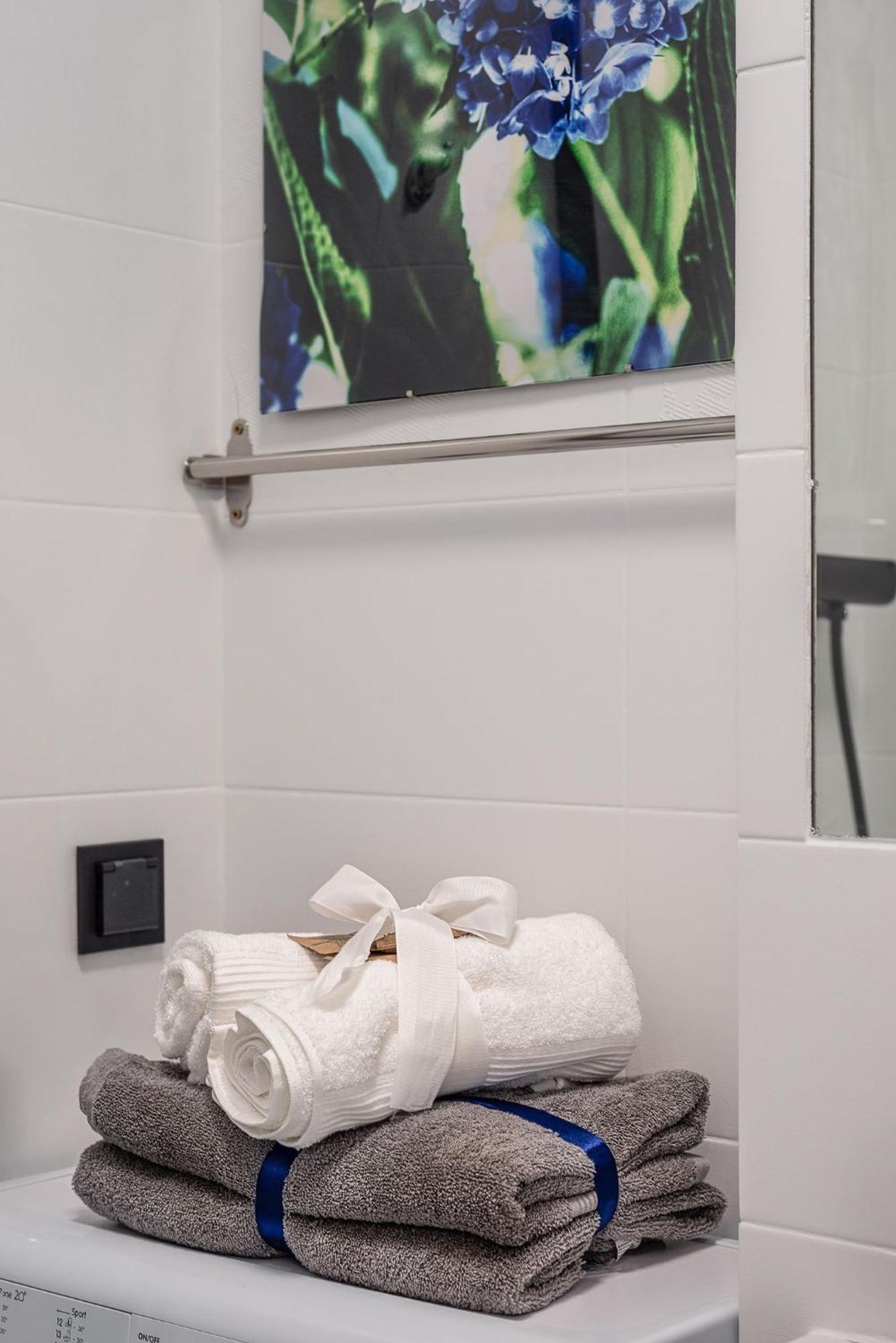 Dreamy Modern 13 Min To Old Town In The Beloved District Of Muranow Apartment *
