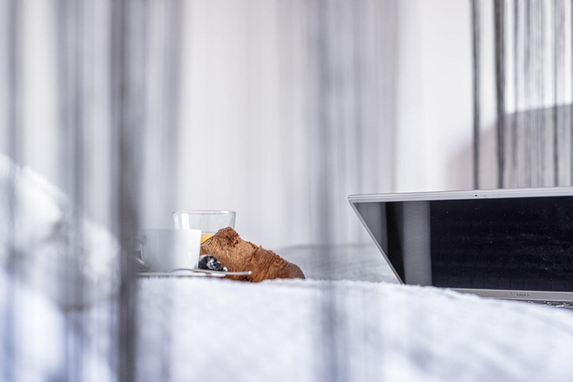 Dreamy Modern 13 Min To Old Town In The Beloved District Of Muranow Apartment Warsaw