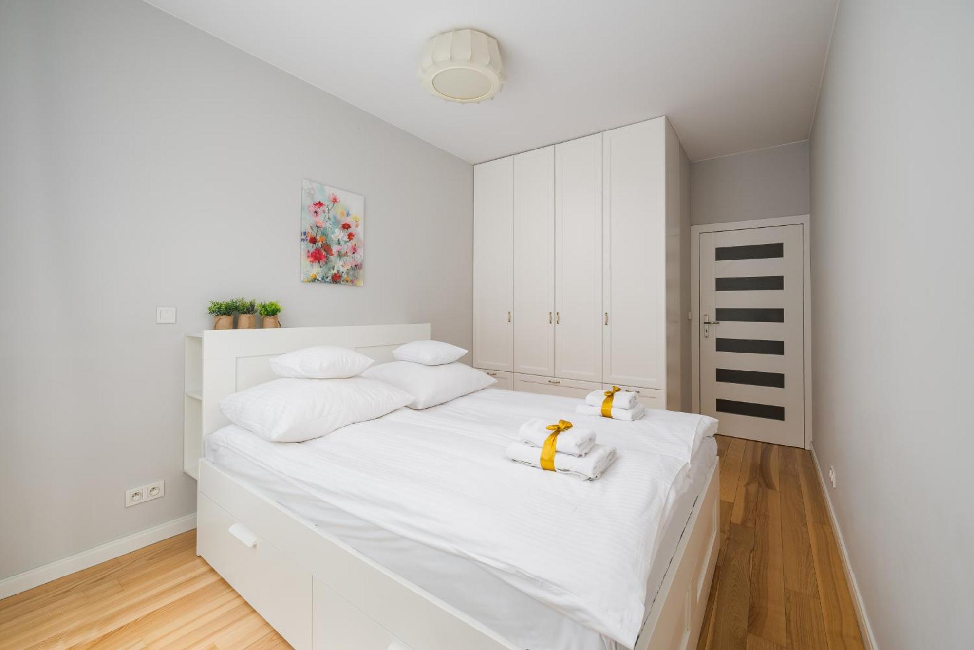 Aparthotel Kolejowa Warsaw