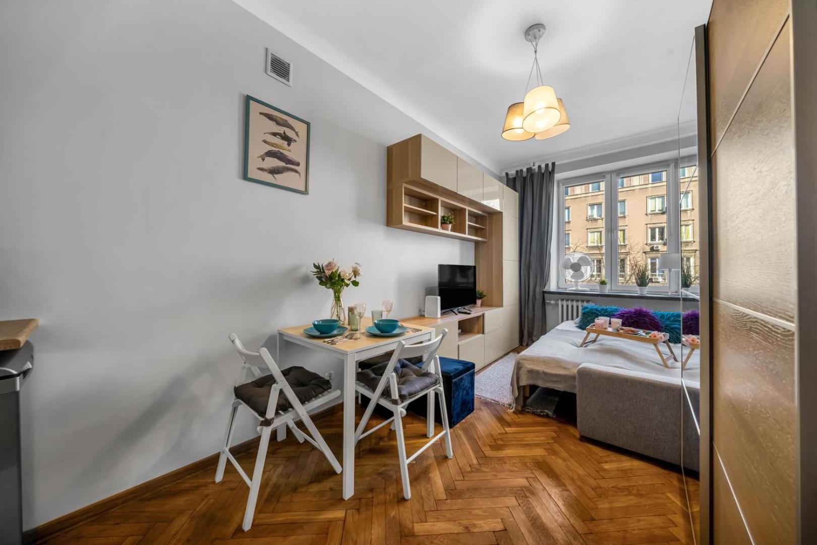 Apartment Downtown - Location, Metro&trams Nearby - By Rentujemy *