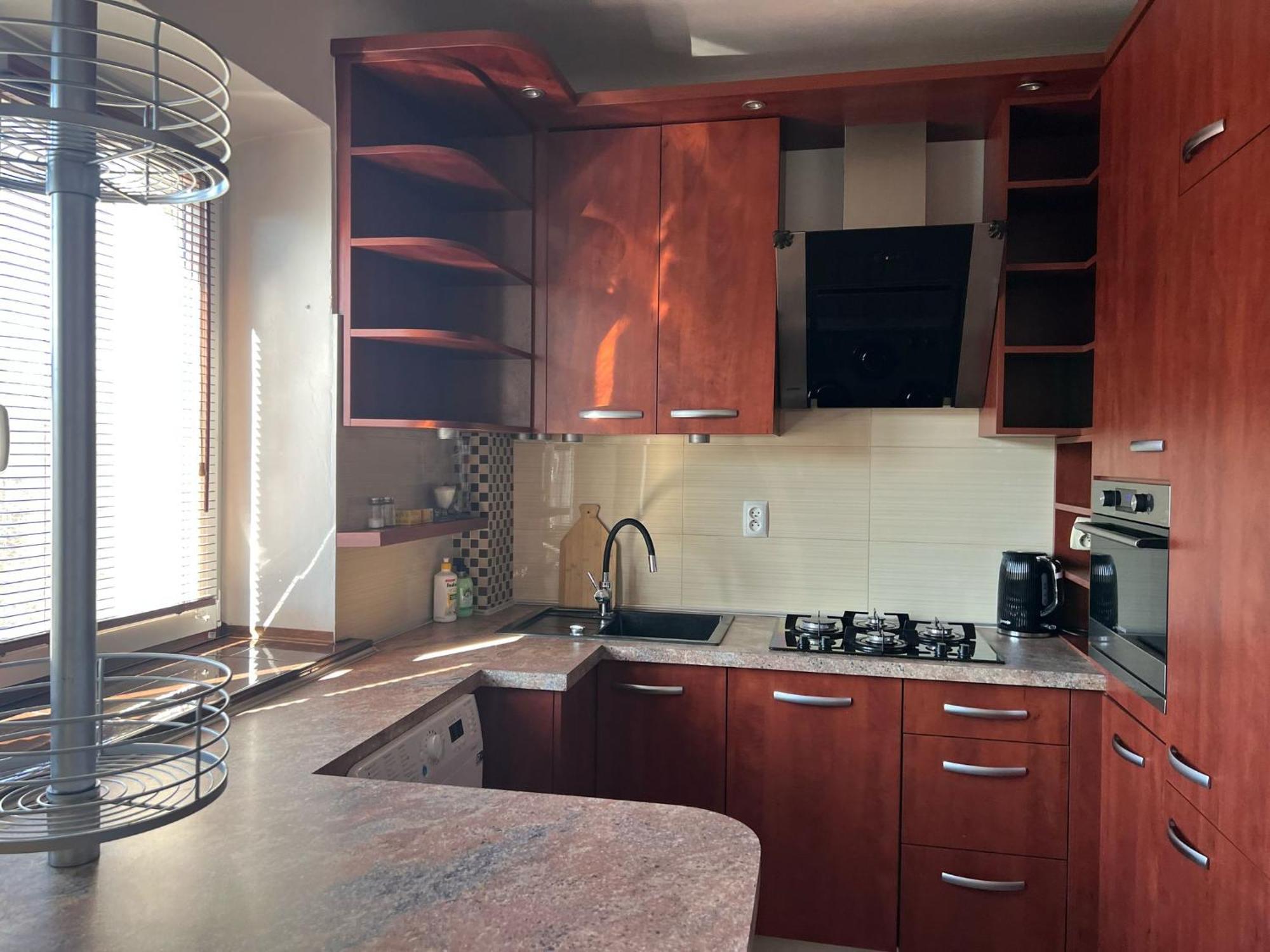 Plac Bankowy Apartment, Metro *