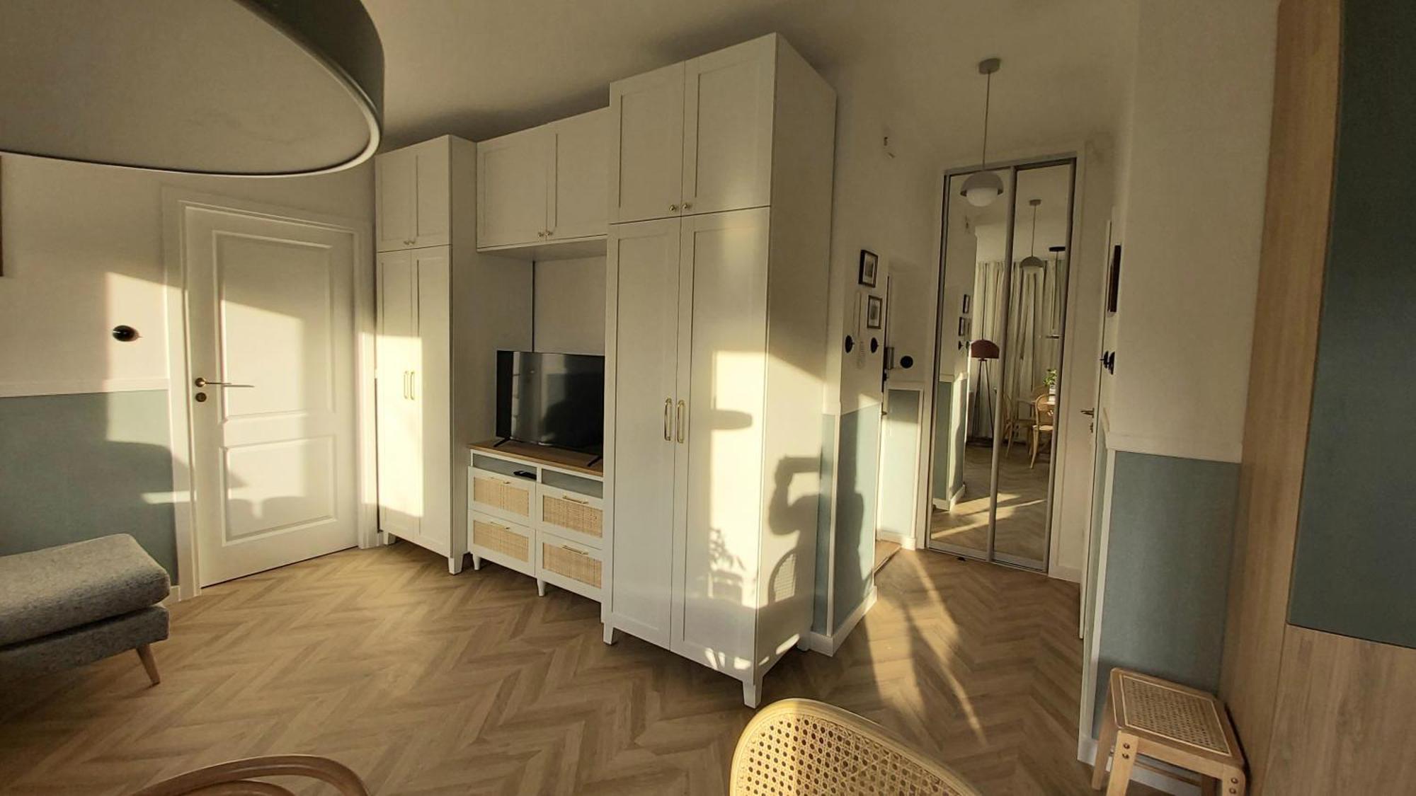 Olive Garden Center Apartment *
