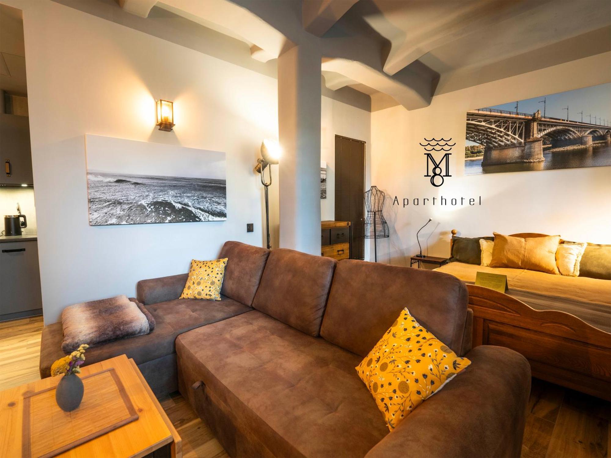 Apartment Mariensztat 8 *