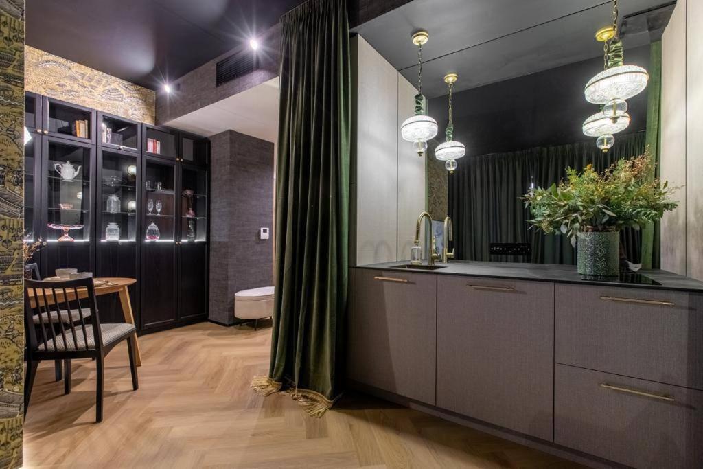 Apartment Kasprzaka 29 *