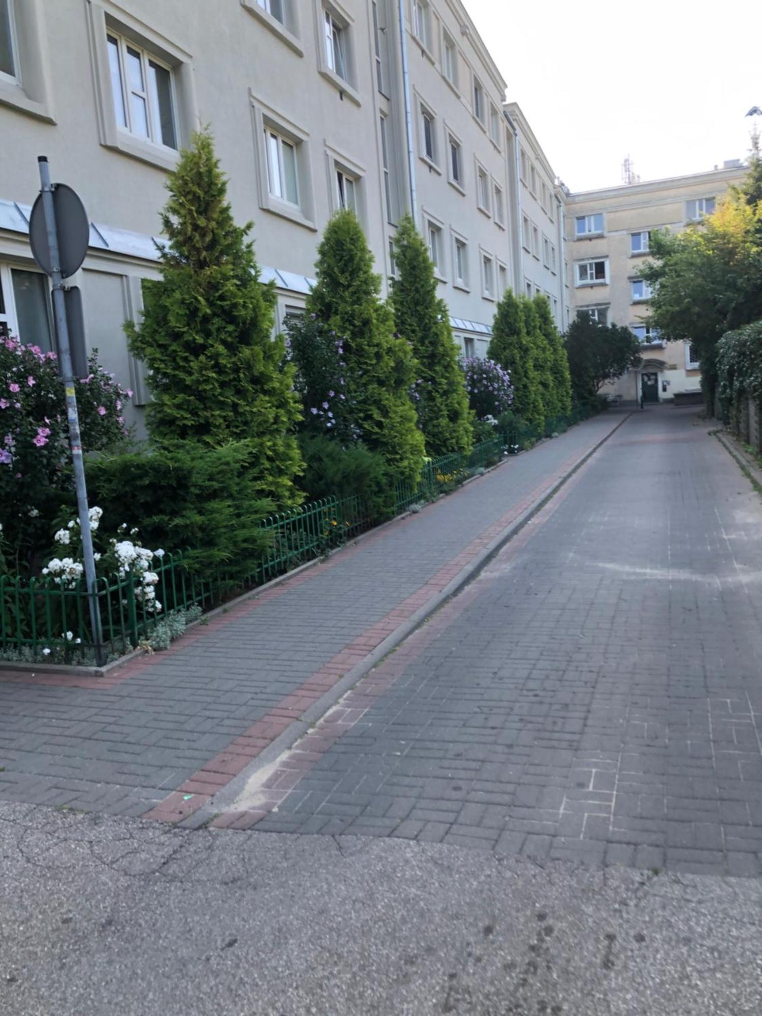 Plac Bankowy Apartment, Metro Warsaw