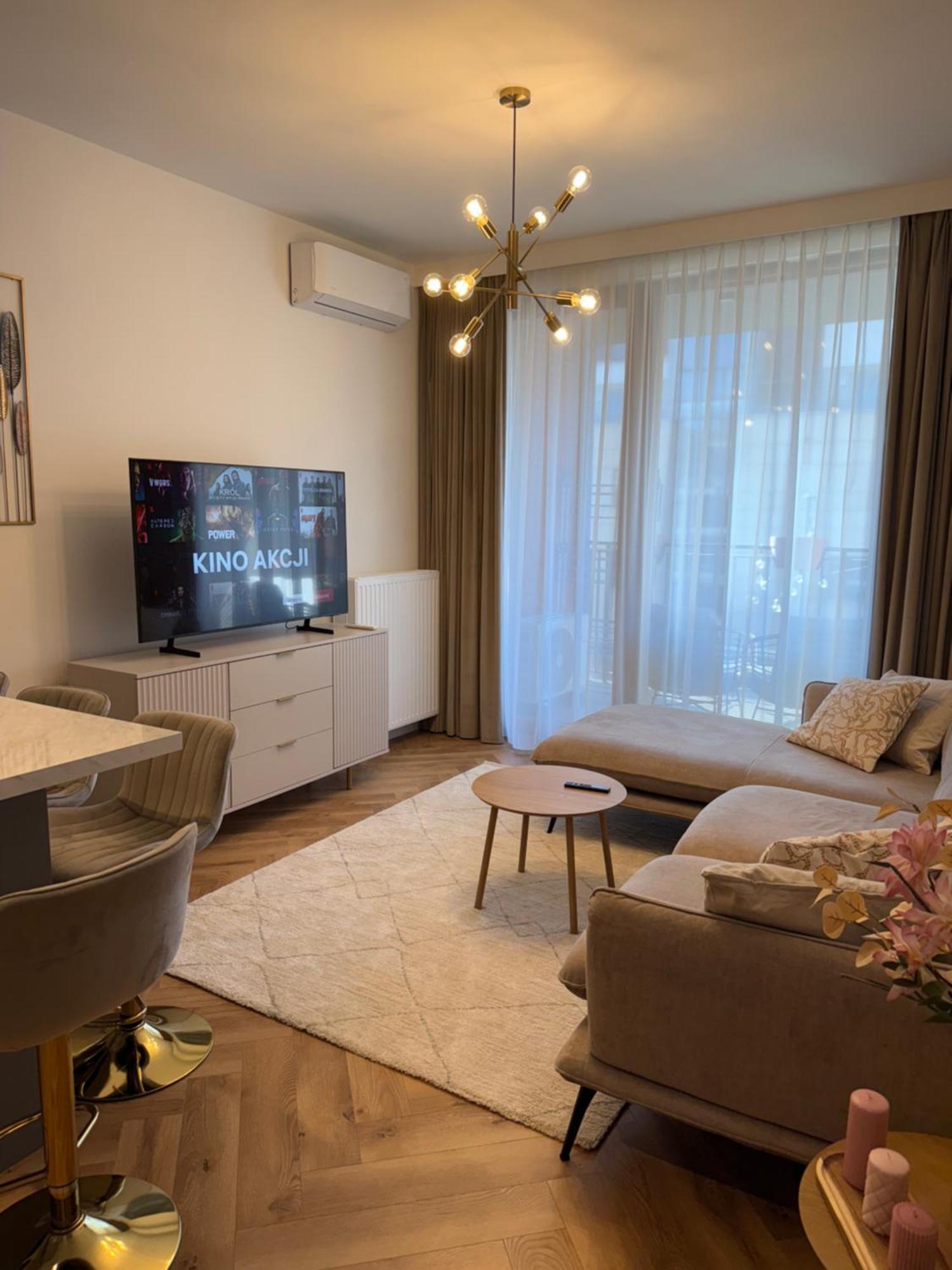 Căn hộ Royal Wilanow With Gym, Sauna And Private Parking Space Warsaw
