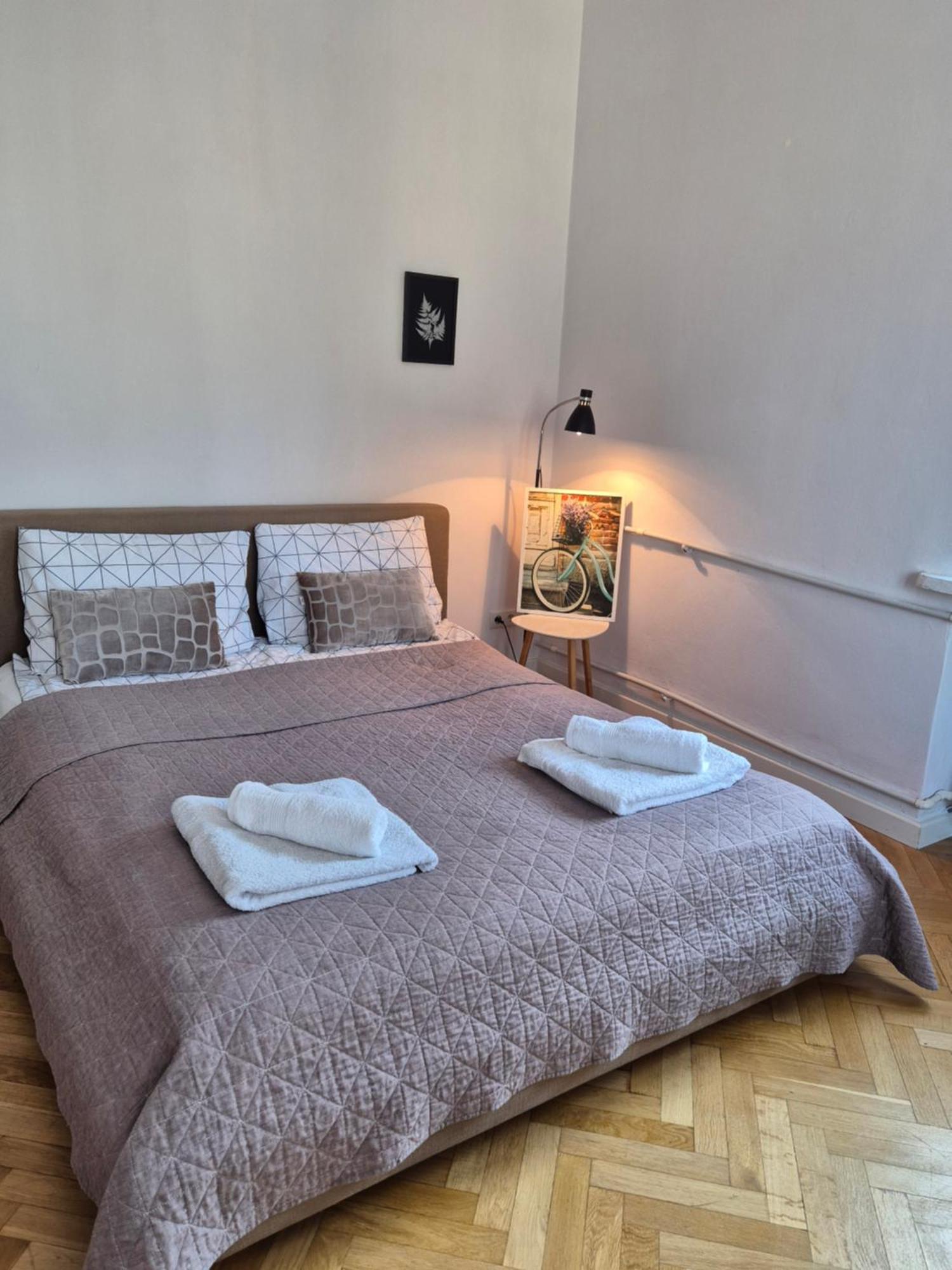 Simple Elegance - Old Town * Warsaw