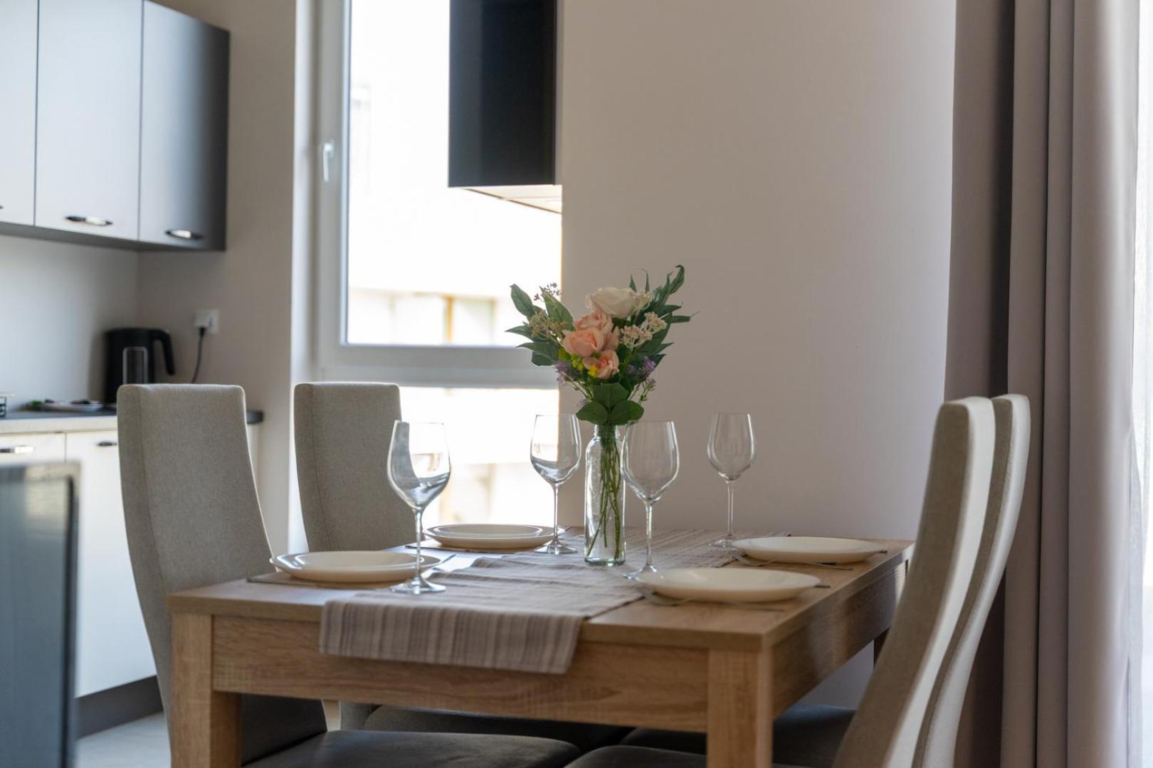 Apartamento Wola - Parking And Balcony - By Rentujemy *