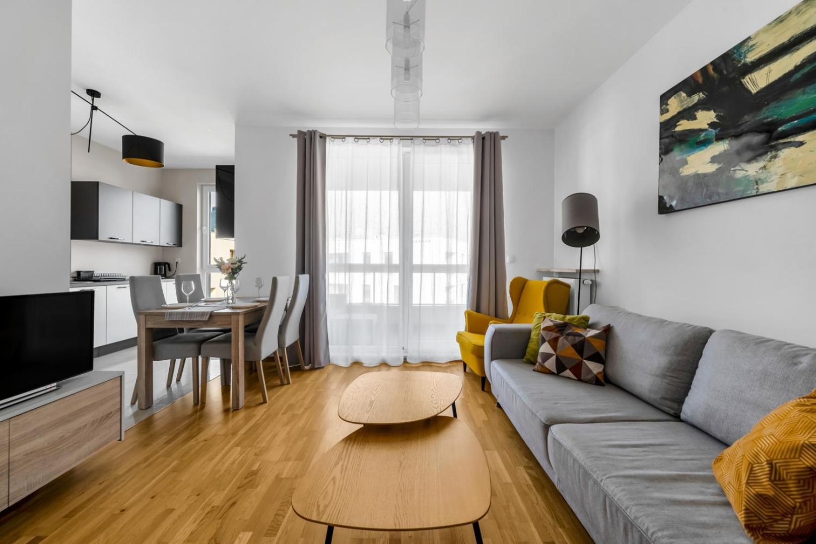 Wola - Parking And Balcony - By Rentujemy Apartamento