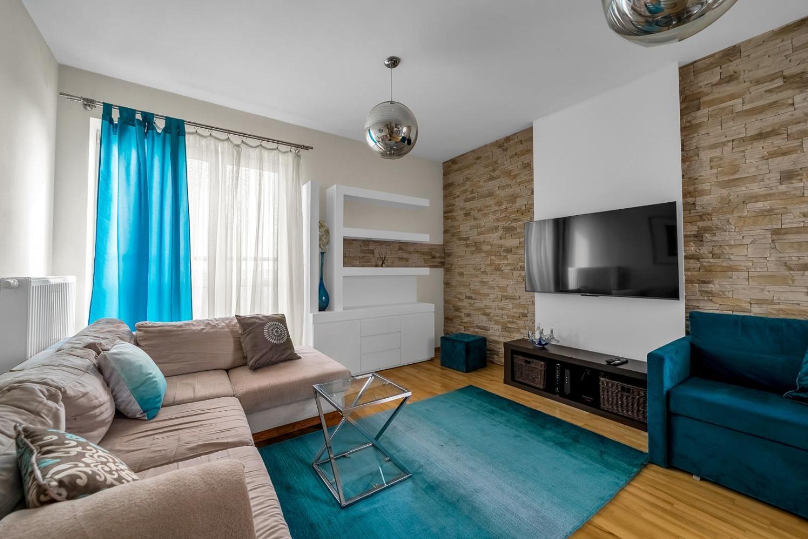 National Stadium - 7th Floor, Parking And Balcony - By Rentujemy Warsaw
