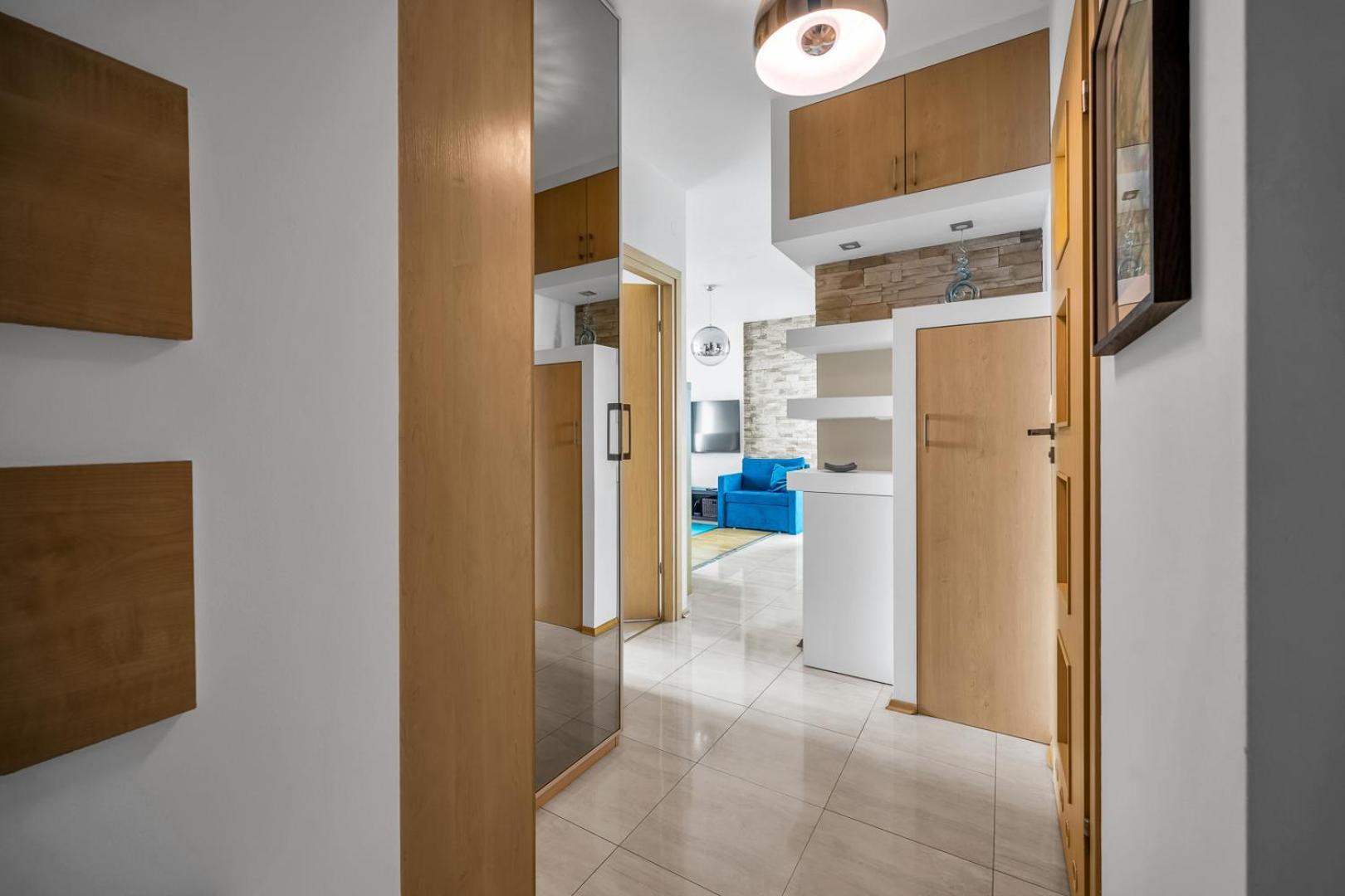 National Stadium - 7th Floor, Parking And Balcony - By Rentujemy Warsaw