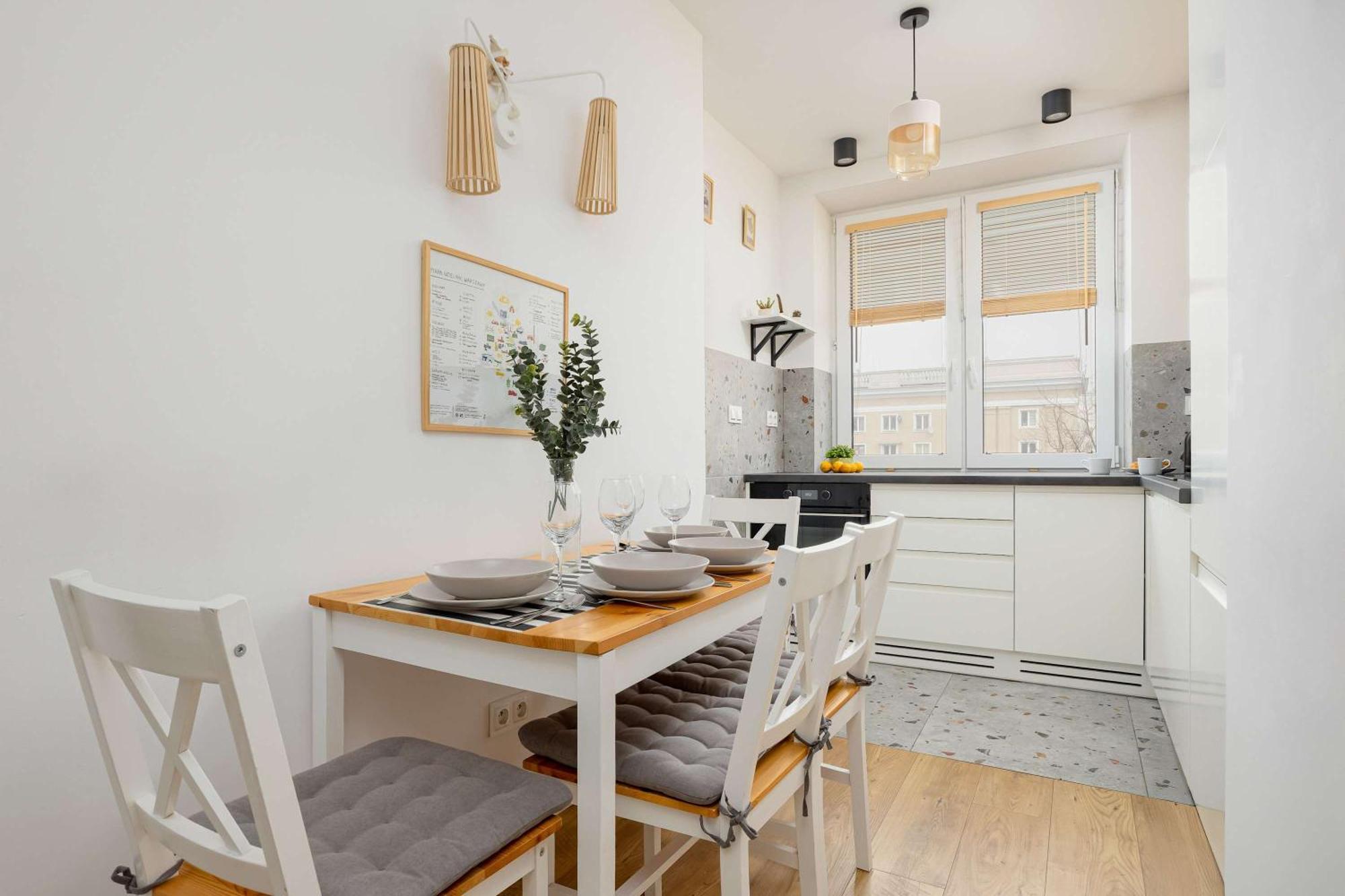 Ogrodowa Cozy Near Mirowska Hall Warsaw's Wola By Renters Apartamento *