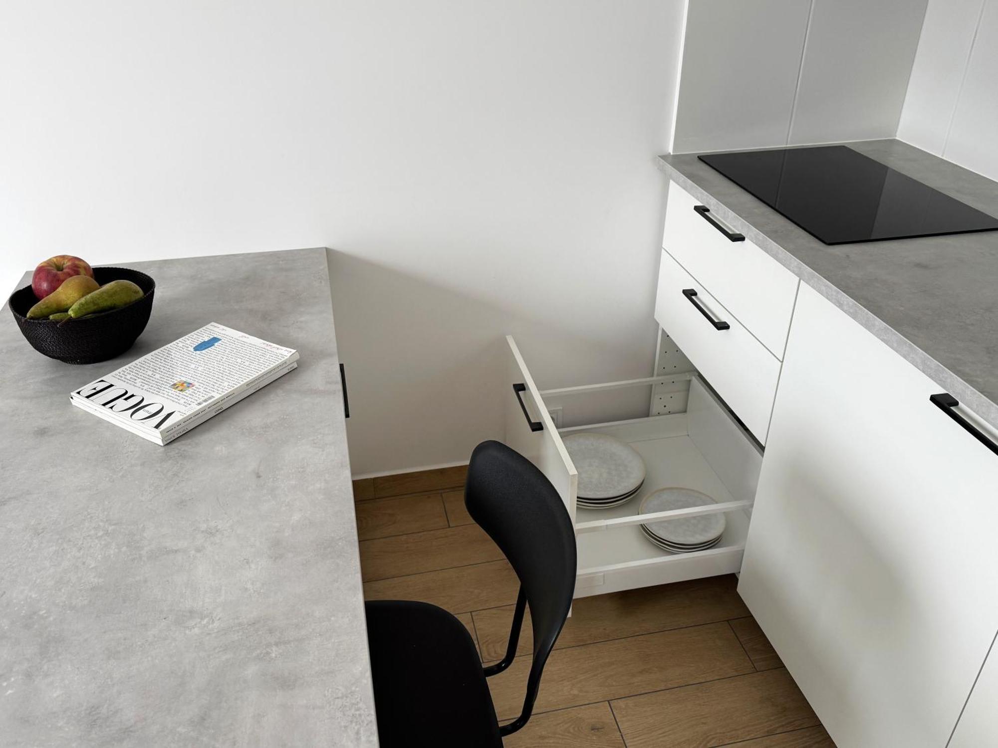 Apartment Torunska White Warsaw