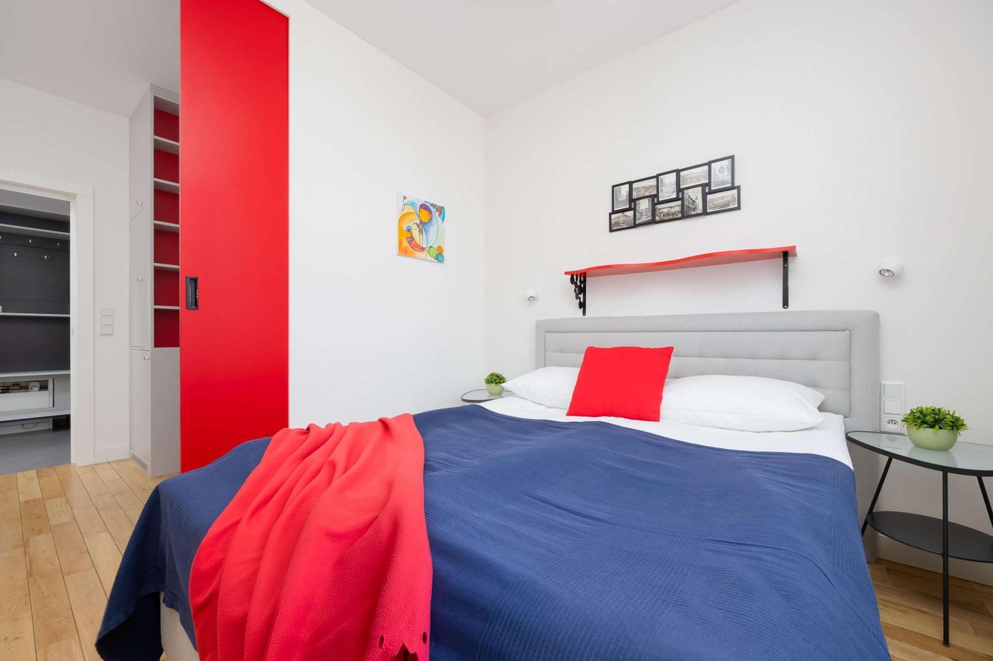 Leszczynska American Retro With Balcony Warsaw's Powisle By Renters Căn hộ