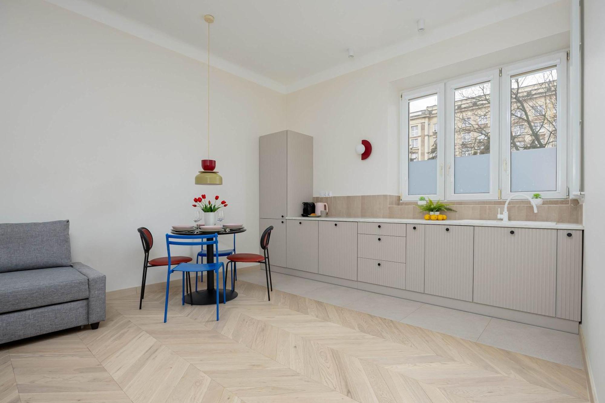 Bright Rakowiecka Near Pole Mokotowskie By Renters Apartament Warszawa