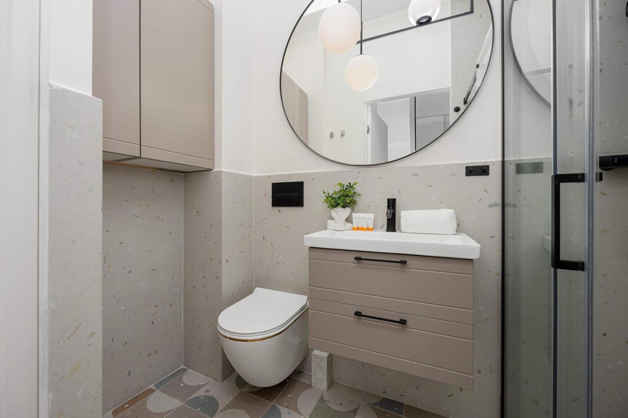 Bright Rakowiecka Near Pole Mokotowskie By Renters Apartment Warsaw