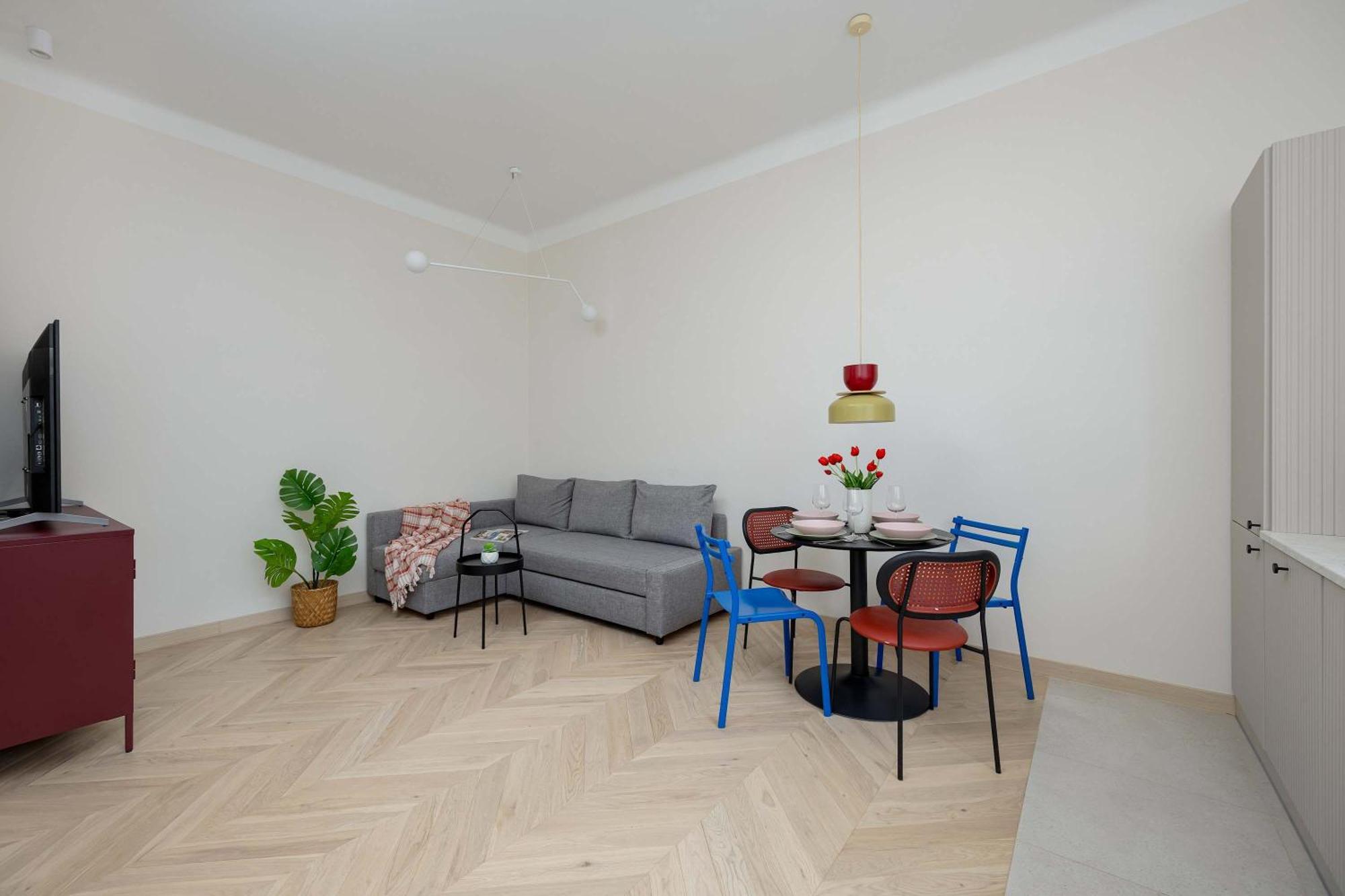 Apartament Bright Rakowiecka Near Pole Mokotowskie By Renters