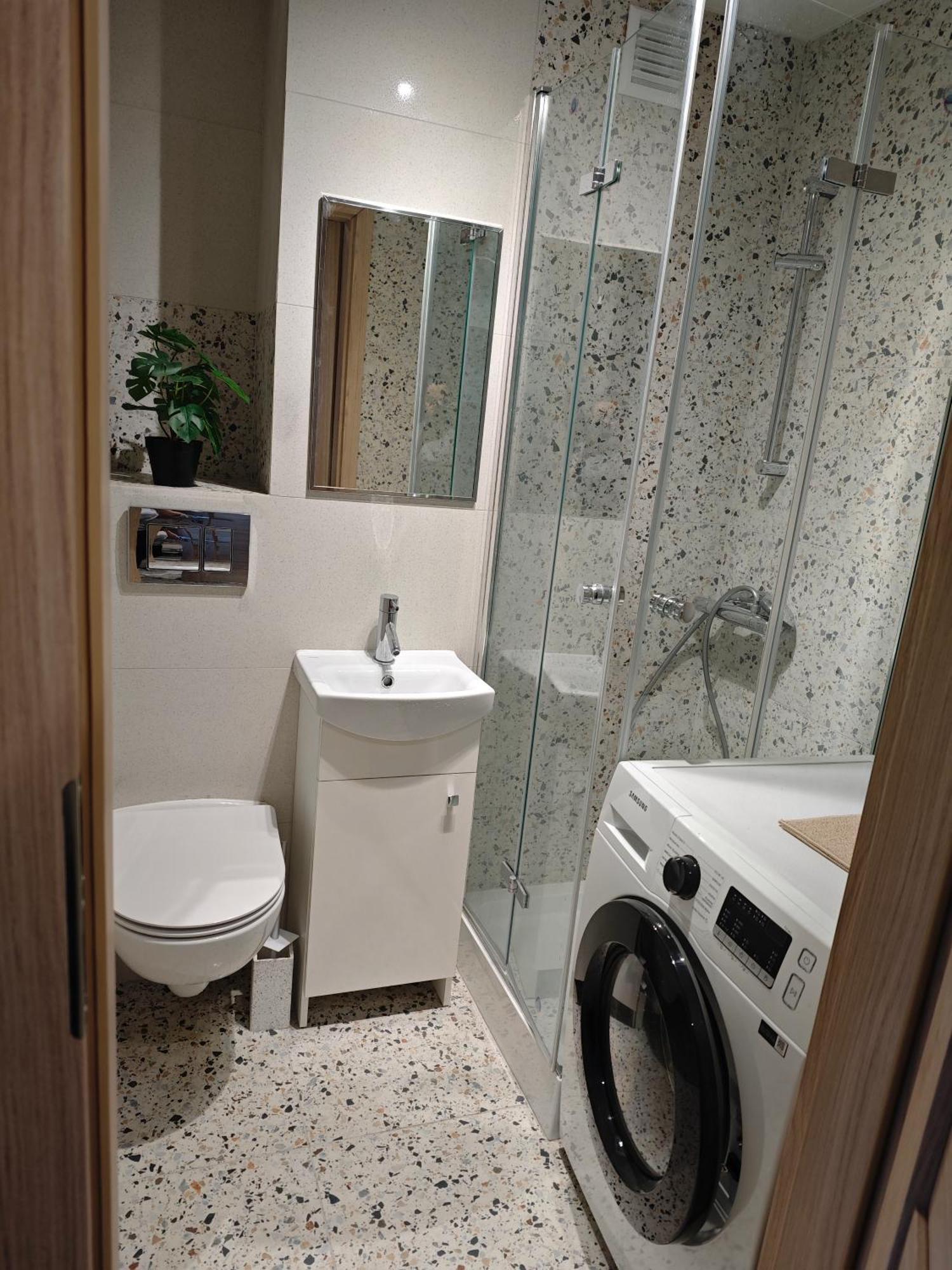 Przytulne Jednopokojowe Przy Parku Wola Apartment