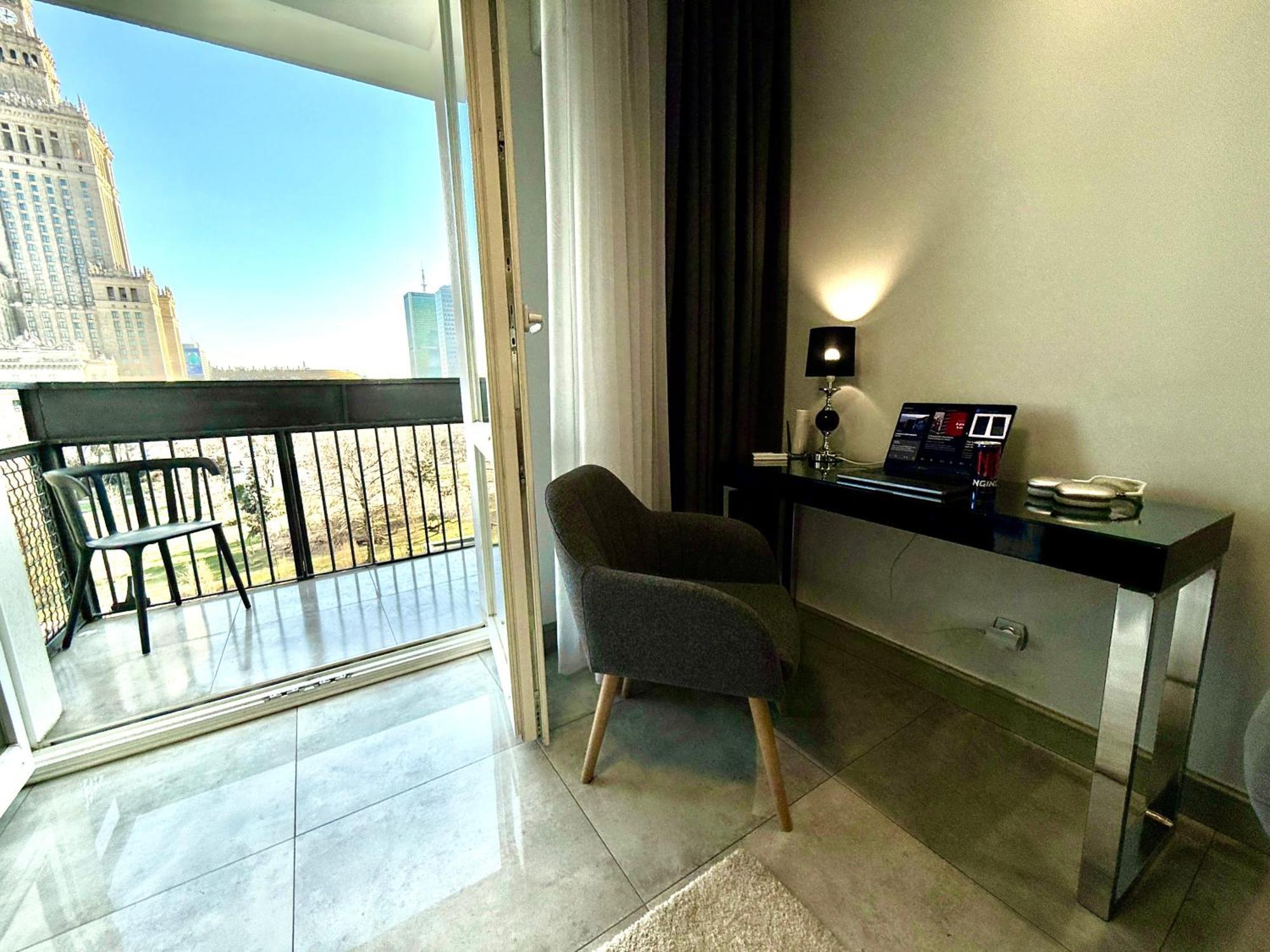 Apartament Class Metro Fast Wifi 100 Mbs 70'tv Netflix Hbo Max Disney+ Appletv+ *