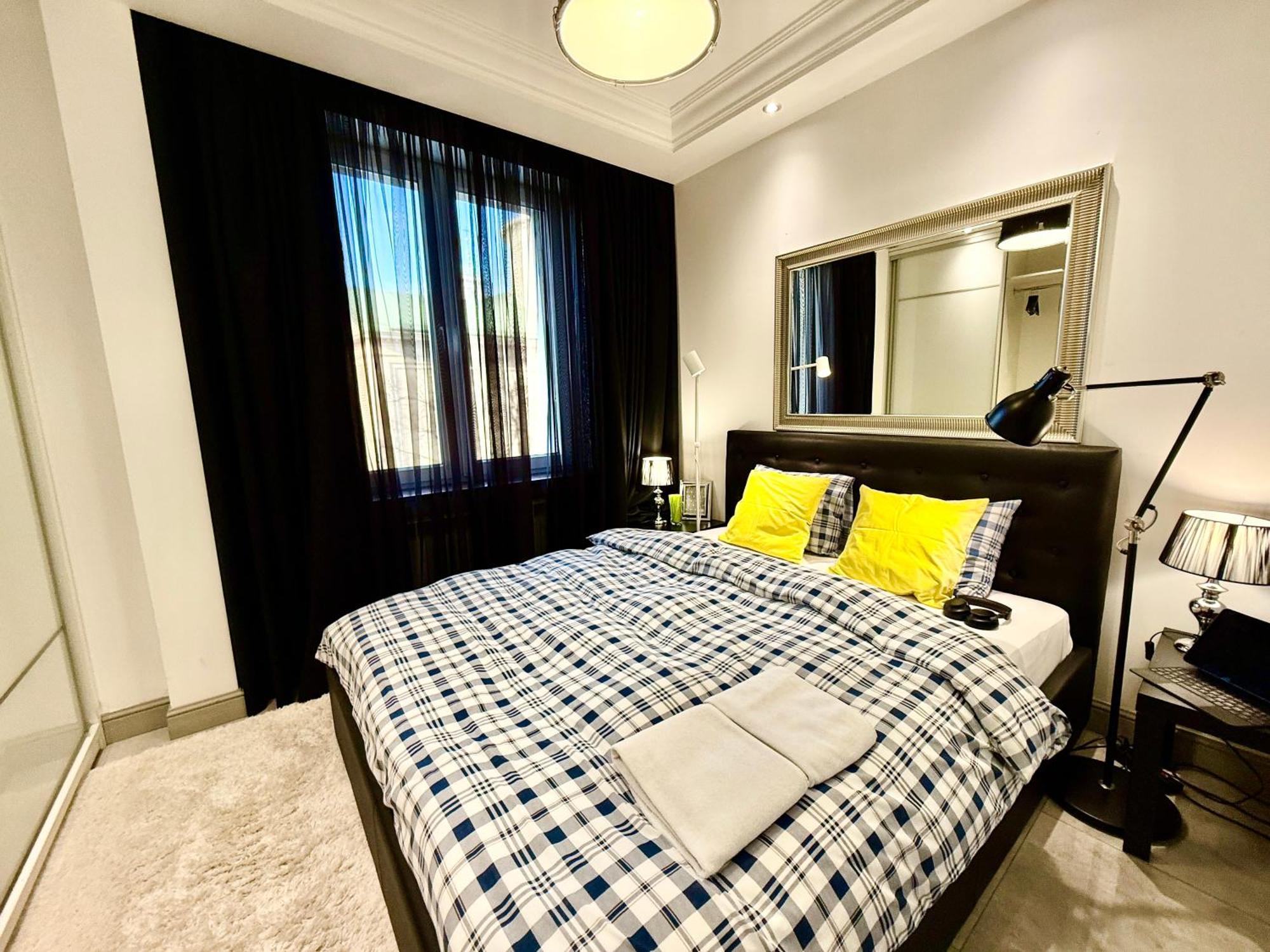 Class Metro Fast Wifi 100 Mbs 70'tv Netflix Hbo Max Disney+ Appletv+ Apartament