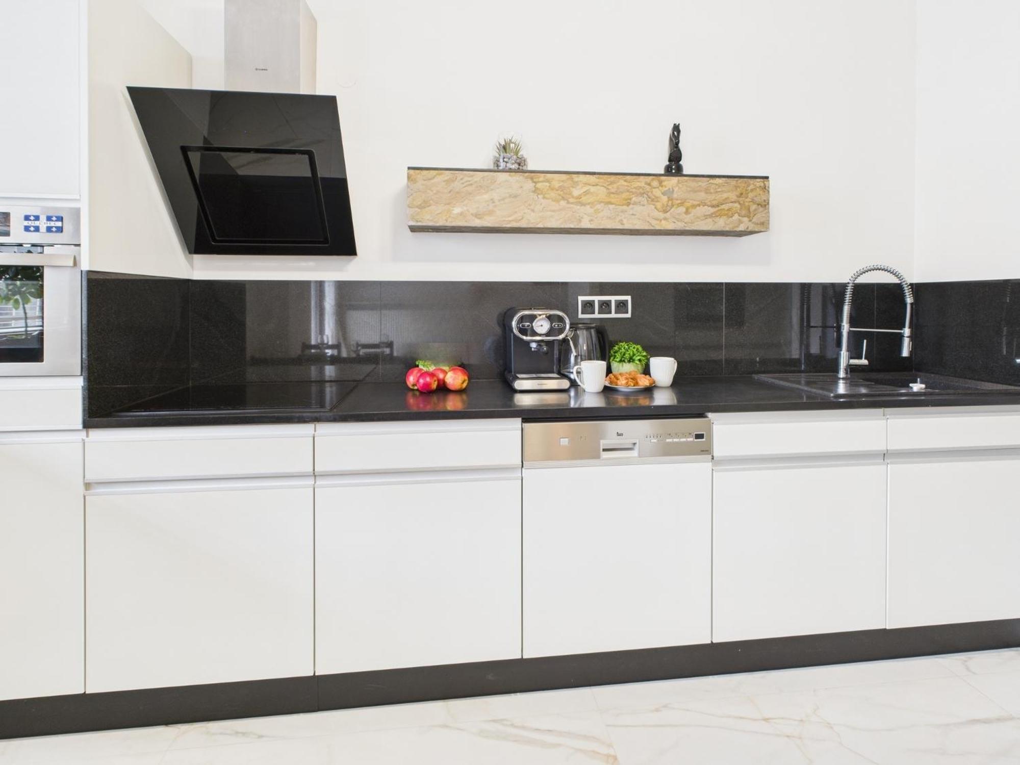 Chlodna European Square By Renters * Warsaw