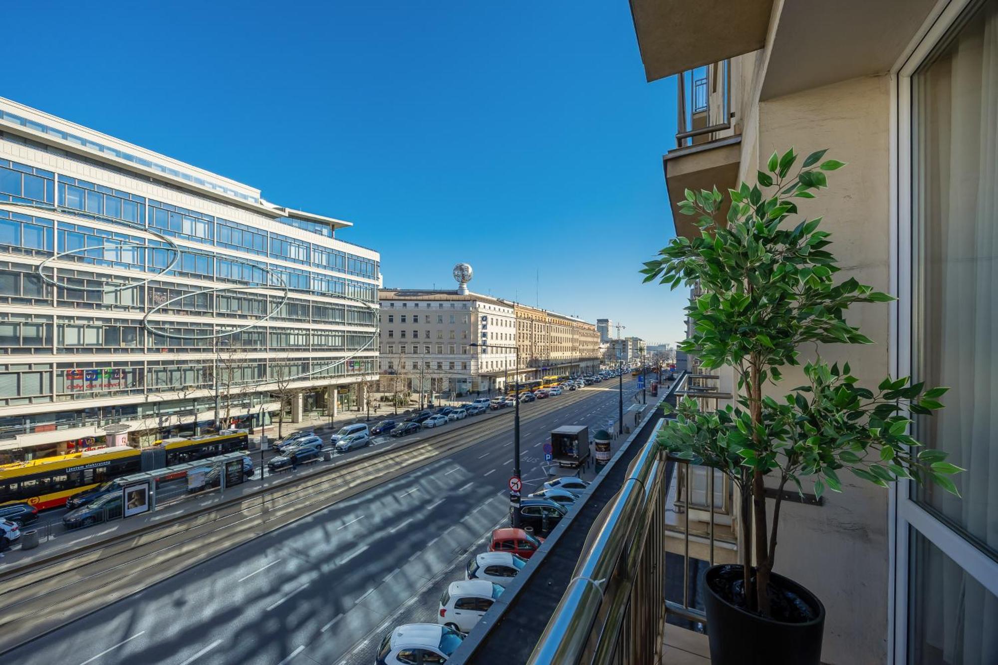 Family Center By Renters Prestige * Warsaw