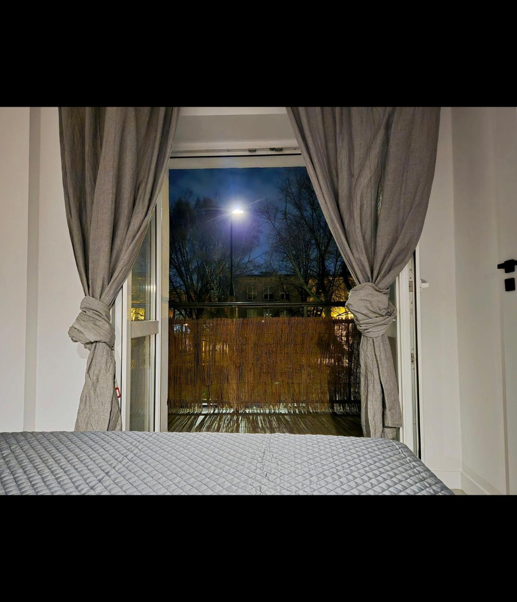 Bialobrzeska Apartment *