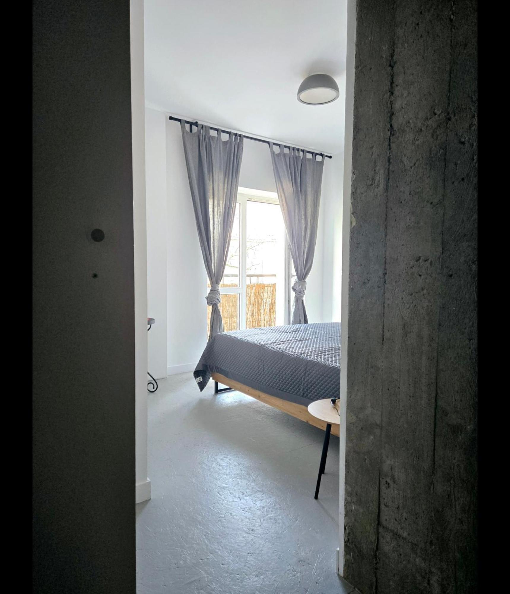 Bialobrzeska Apartment
