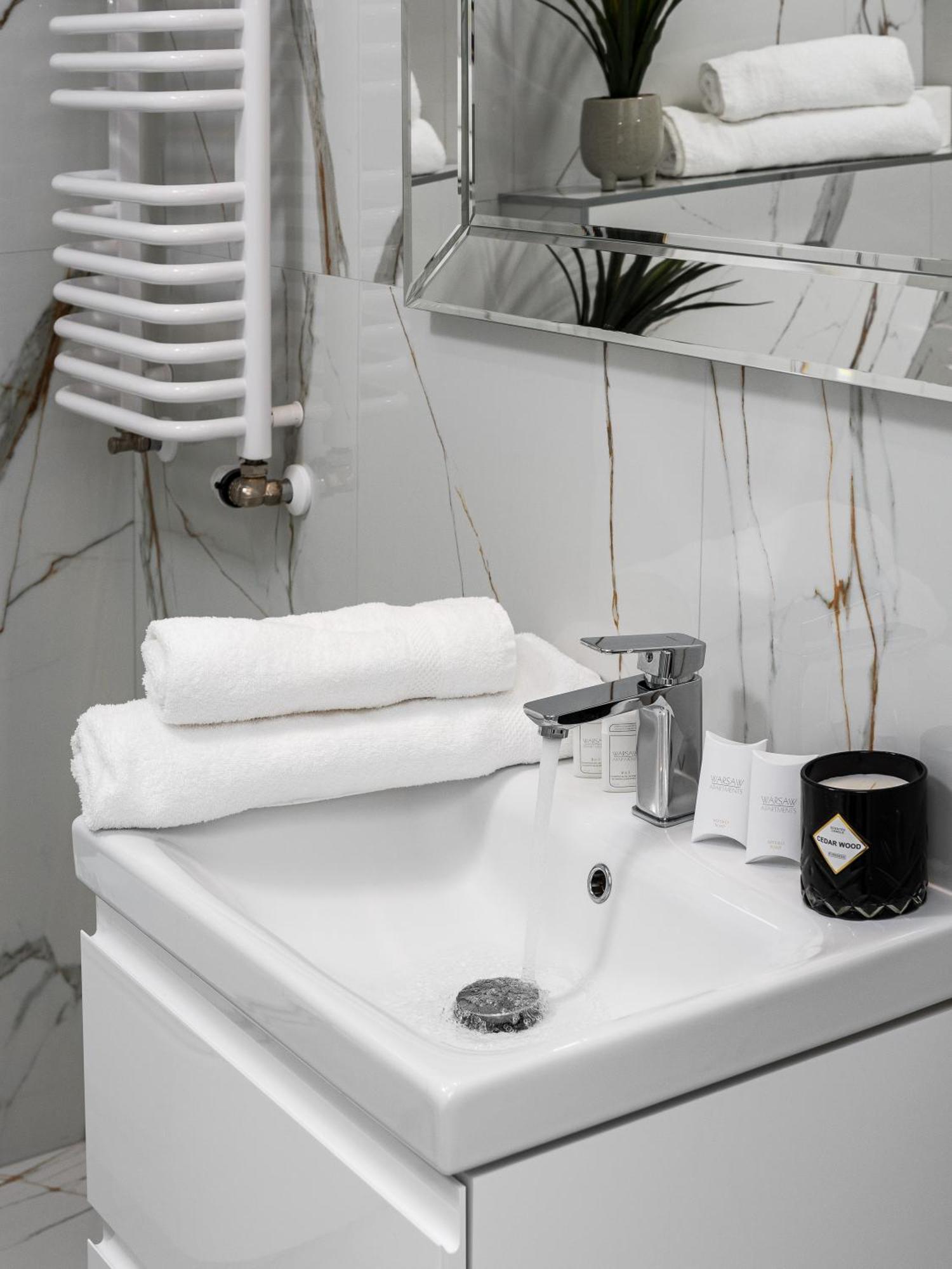 Wola Apartment *