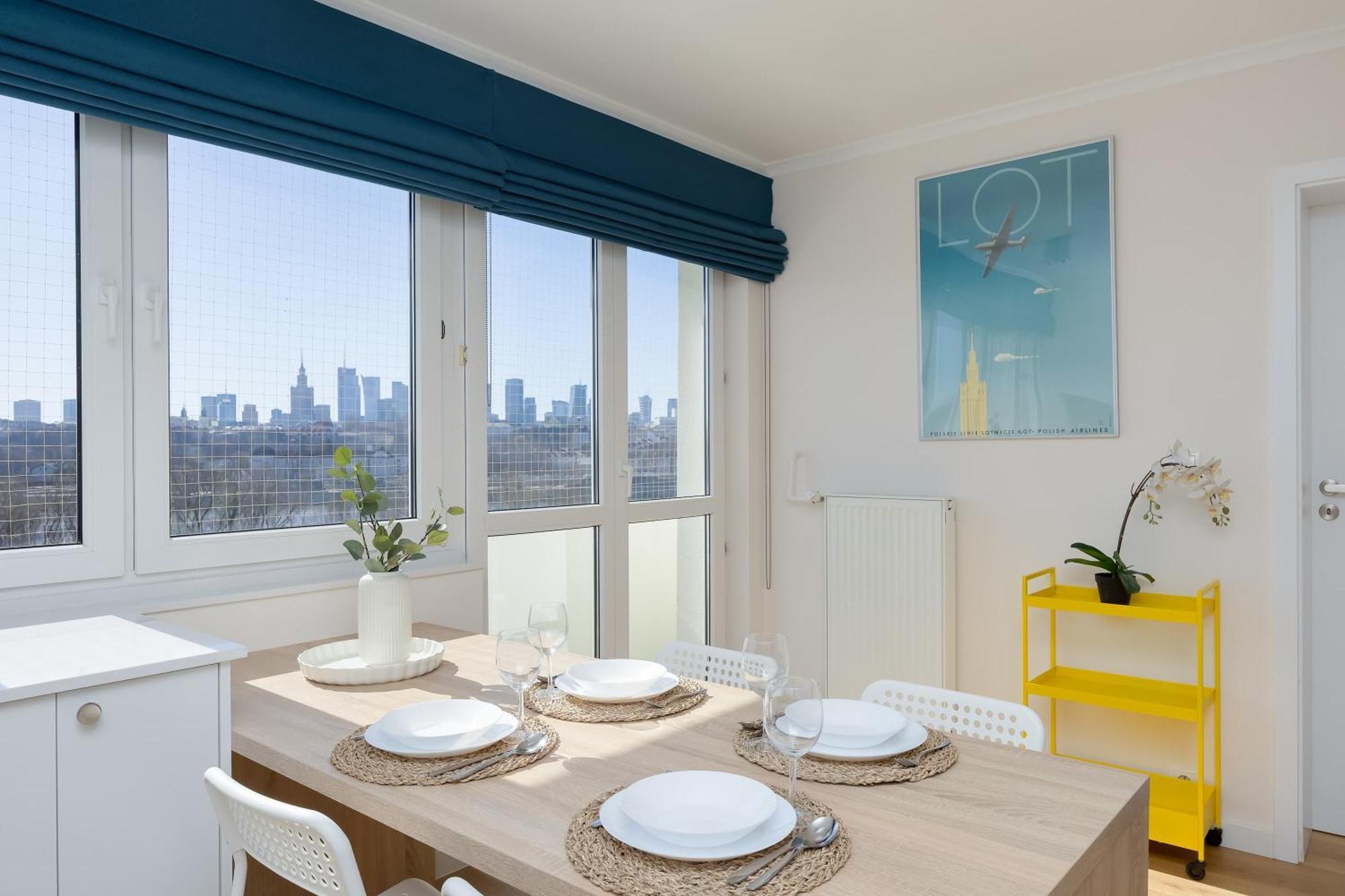Apartment Bright Cityview With Ac Near Pge Narodowy By Renters Warsaw