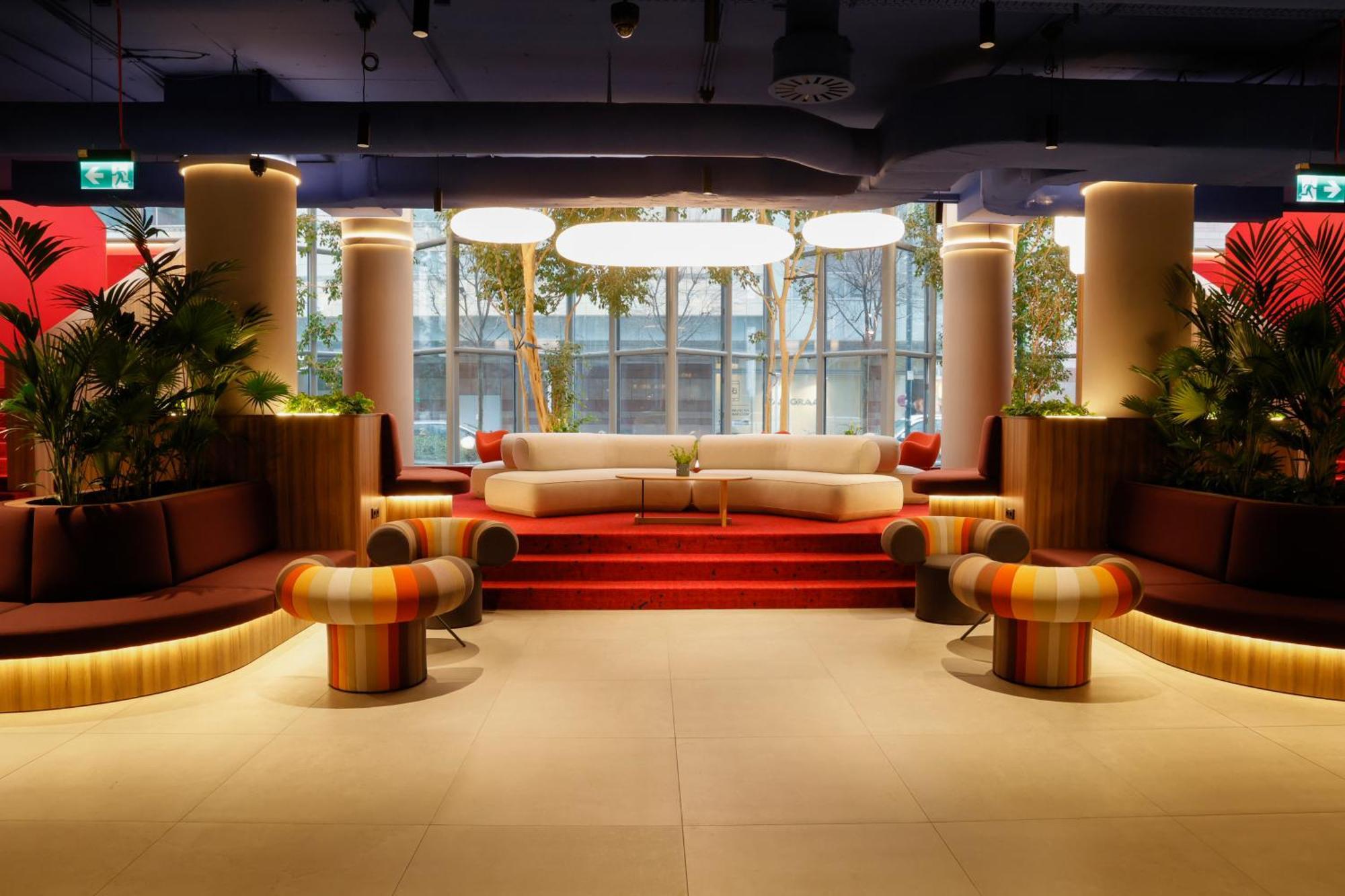 Mercure Centrum Hotel 4*