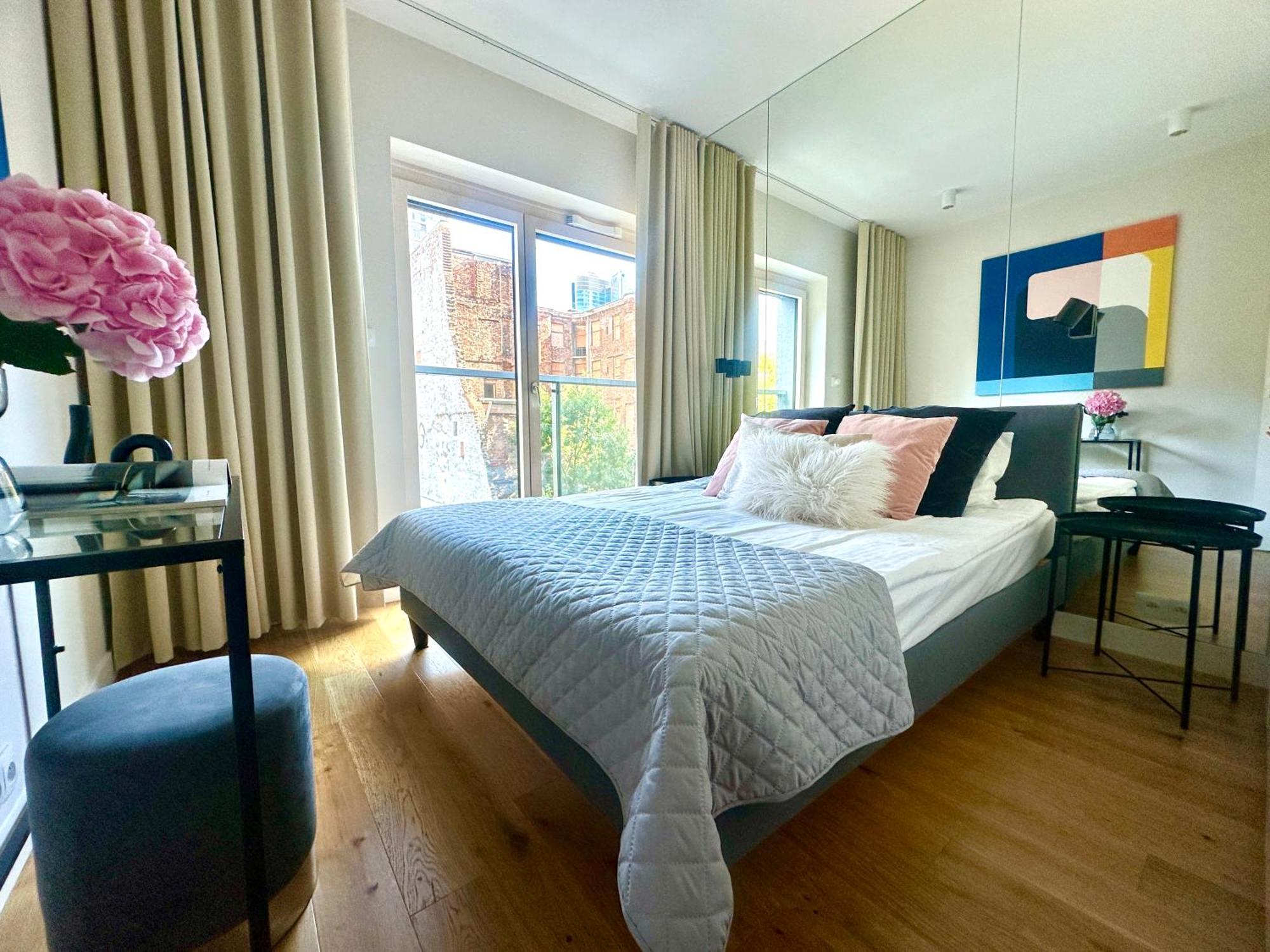 Apartment Vipwarsawapartments Pl Gold Mennica *