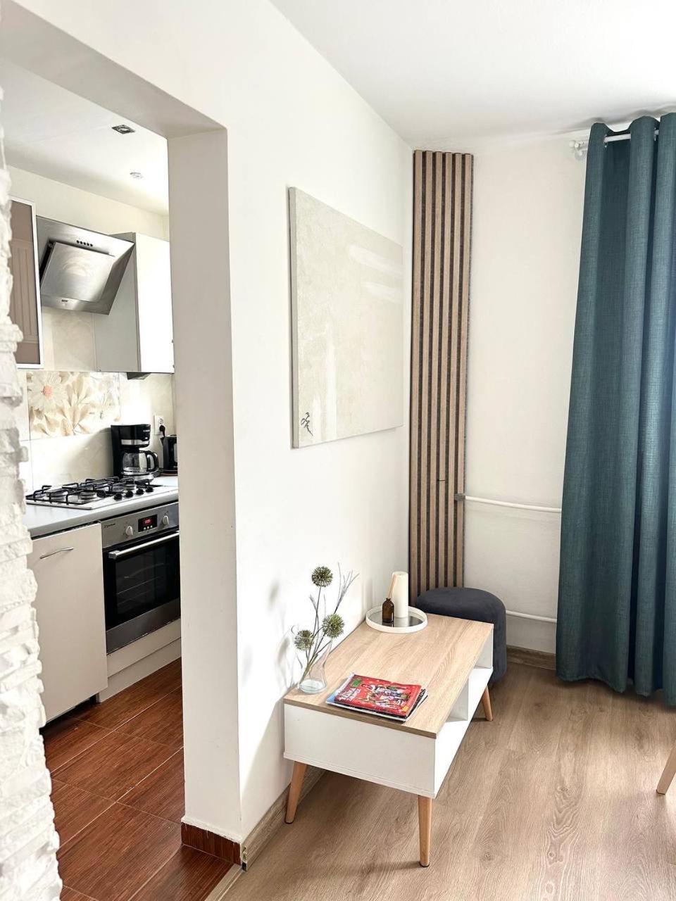 Apartamento Ohmyhome-zlota View Varsóvia