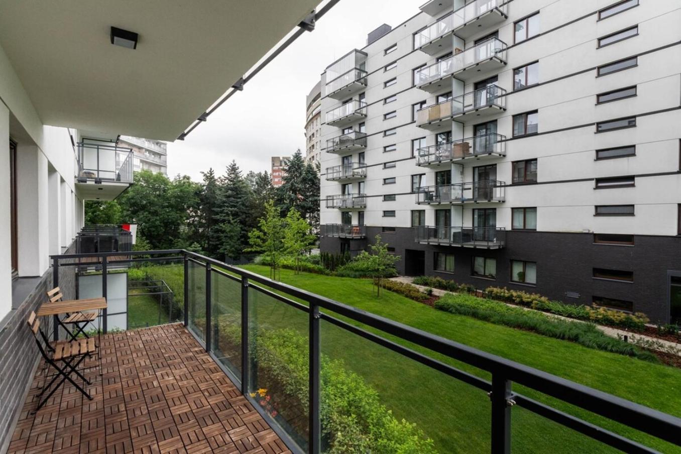 Superb Mokotow Woronicza 80