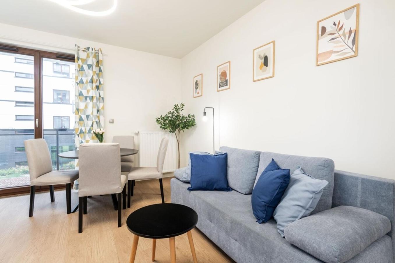 Apartment Superb Mokotow Woronicza 80 *