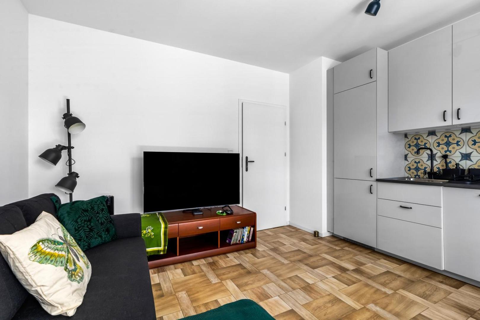 Apartment Praga - Terrace & Parking - By Rentujemy *