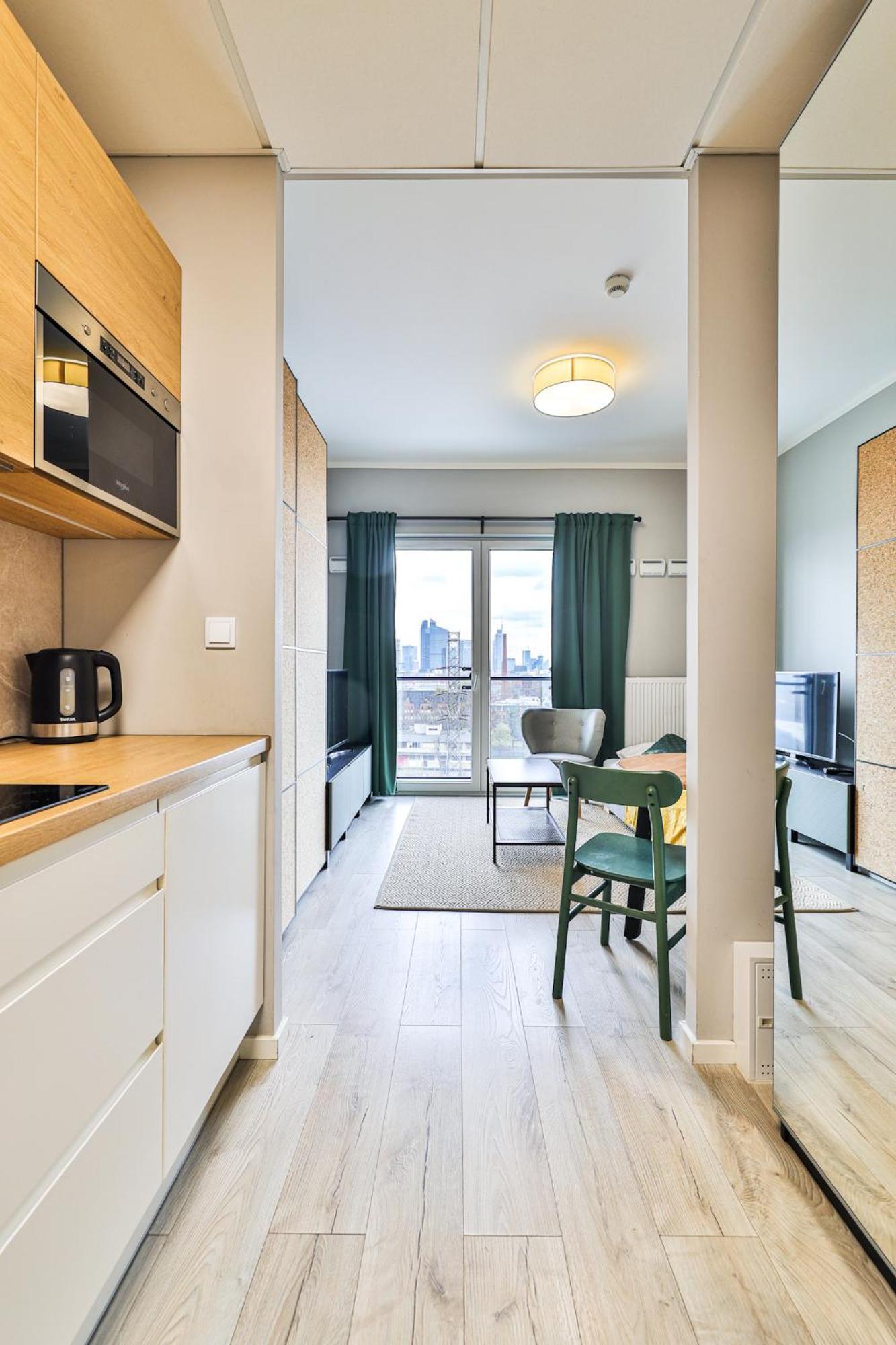 Apartment Prymasa Tysiaclecia 83a Center View By Perfect