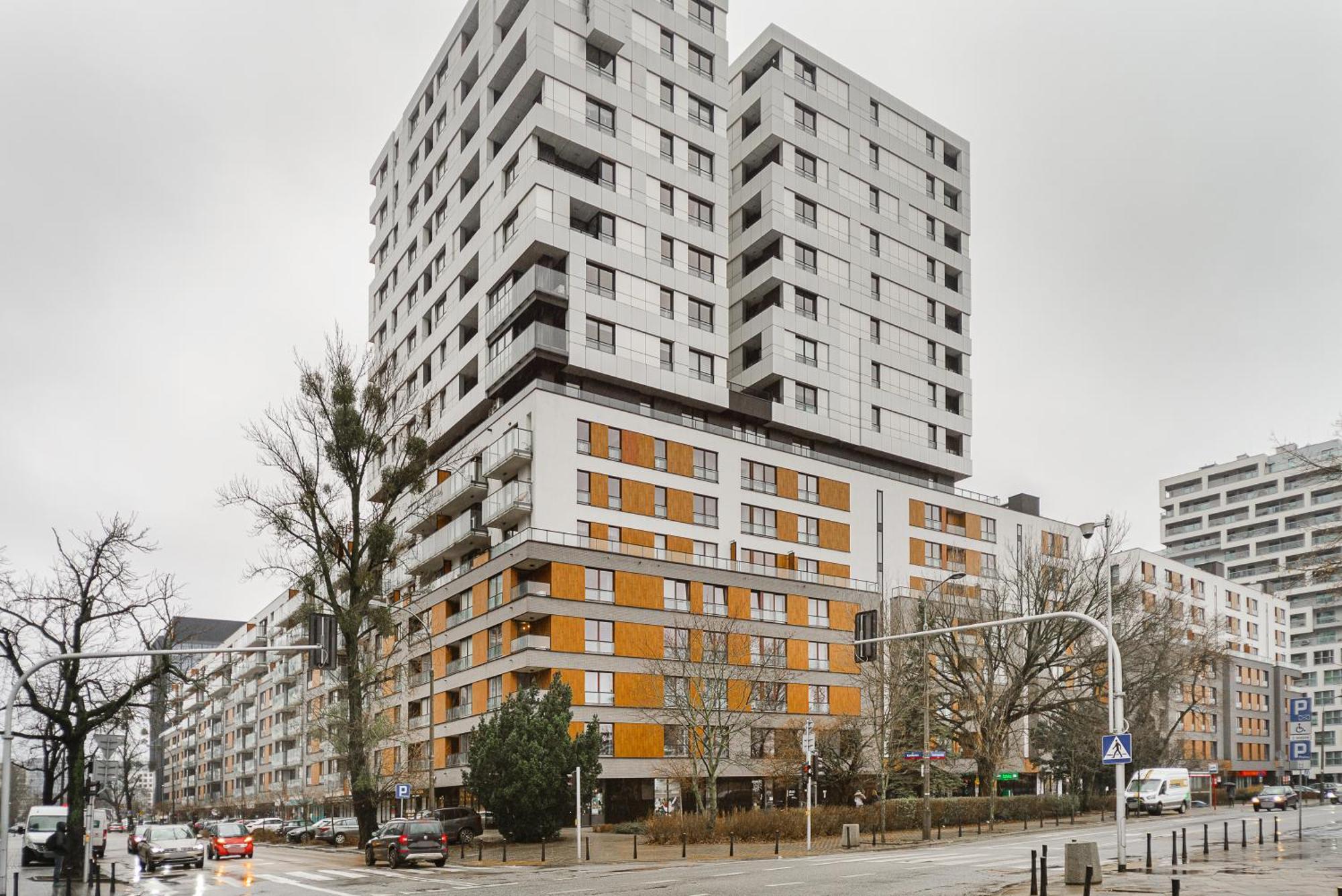 Cozy Family With Balcony Near Zlote Tarasy Apartment