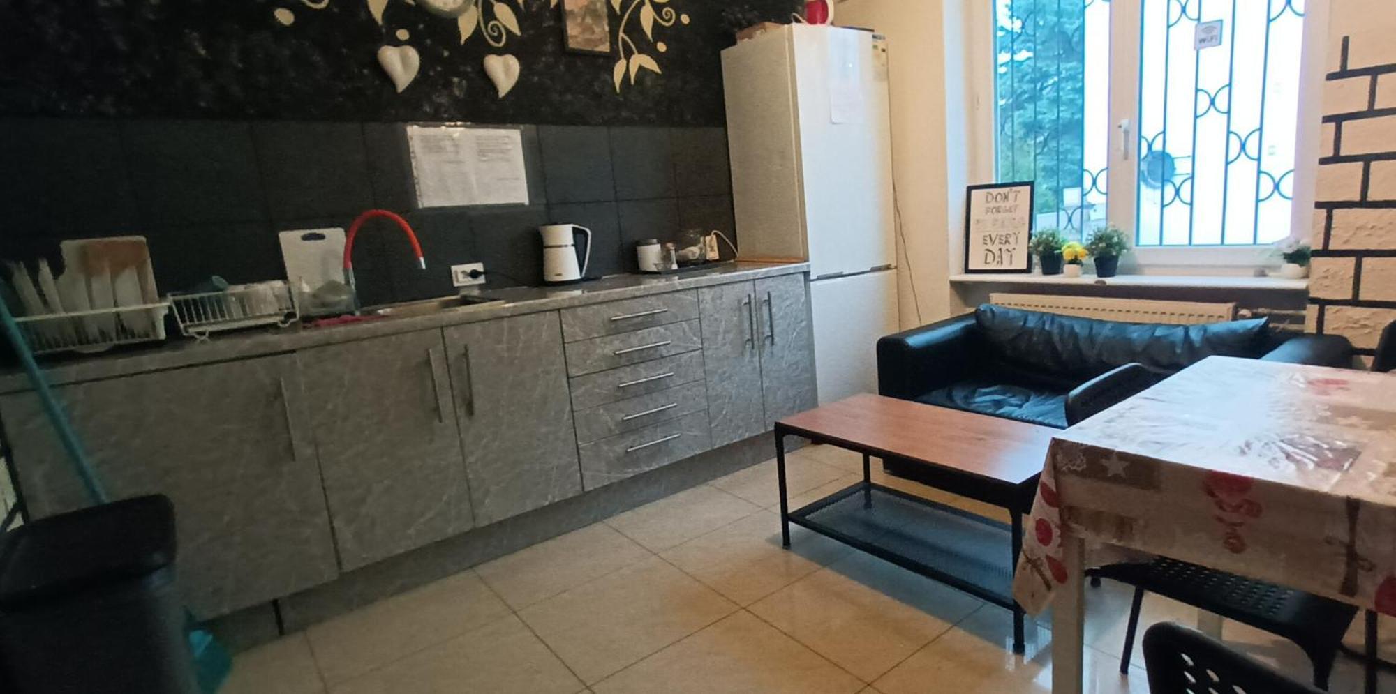 Wila Airport Hostel