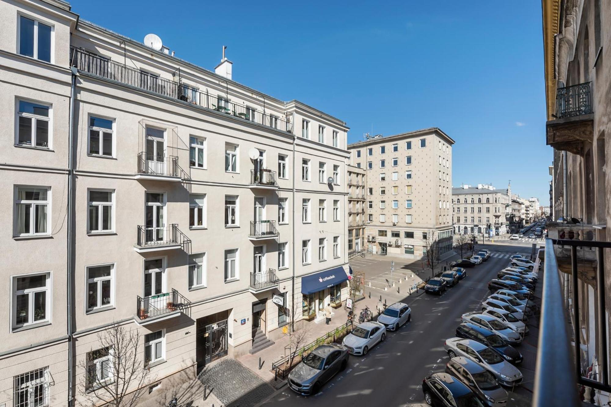 Wilcza With Mezzanine Apartment