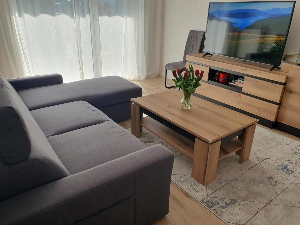 Spacious, Modern, New Flat In A Vibrant Area And Quick Access To The Center Apartment