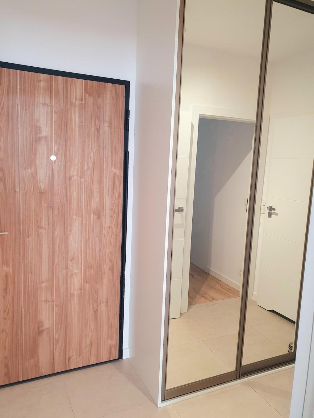 Spacious, Modern, New Flat In A Vibrant Area And Quick Access To The Center Apartment *