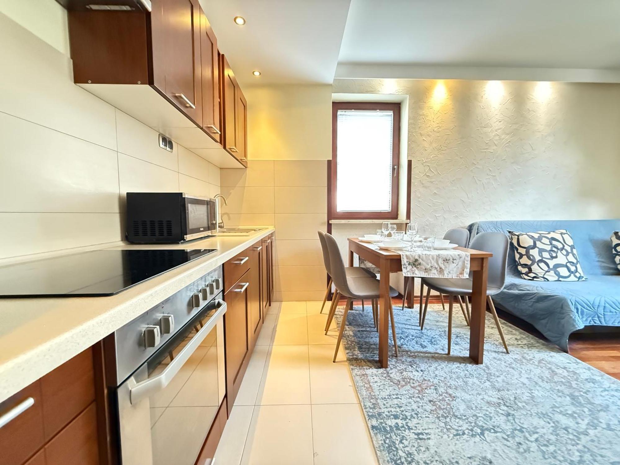 Superior Wlodarzewska, 2 Rooms, 1 Bedroom, Parking! 24h Reception! *