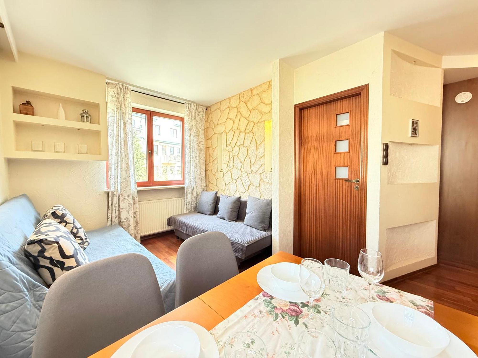 Superior Wlodarzewska, 2 Rooms, 1 Bedroom, Parking! 24h Reception!